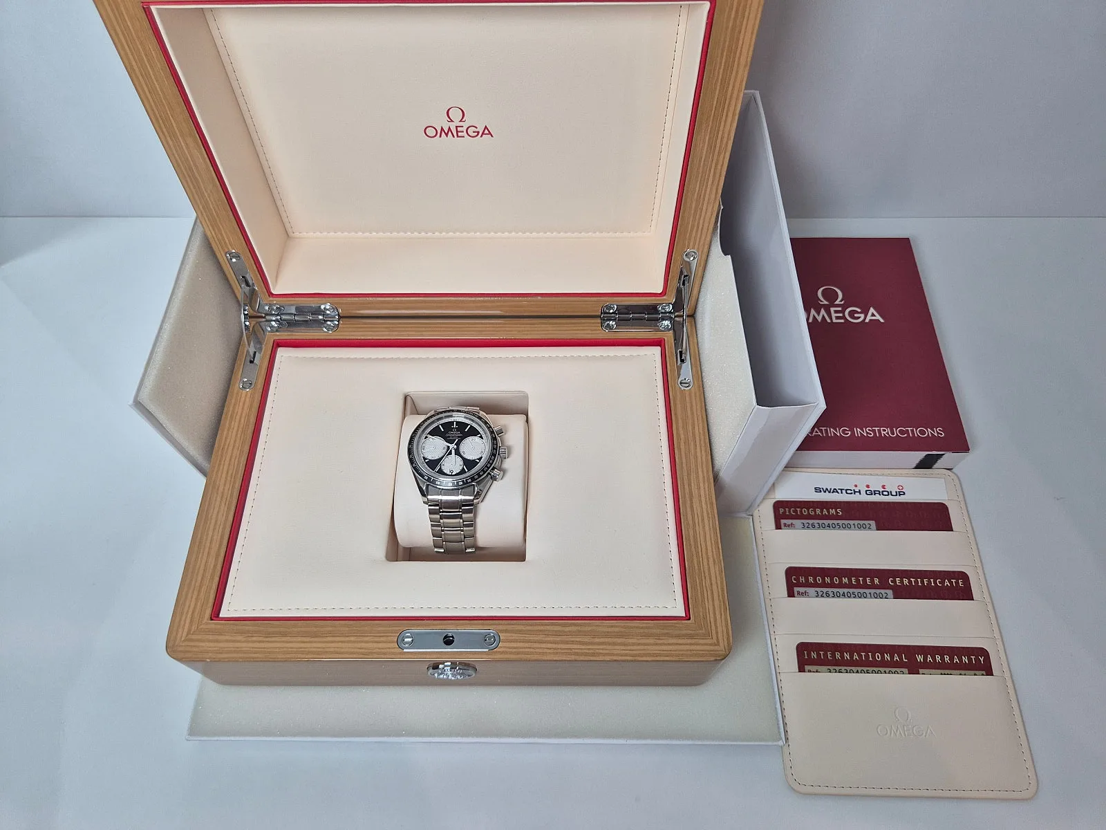 오메가 스피드마스터 검판 팬더 40mm 2022 사진 5