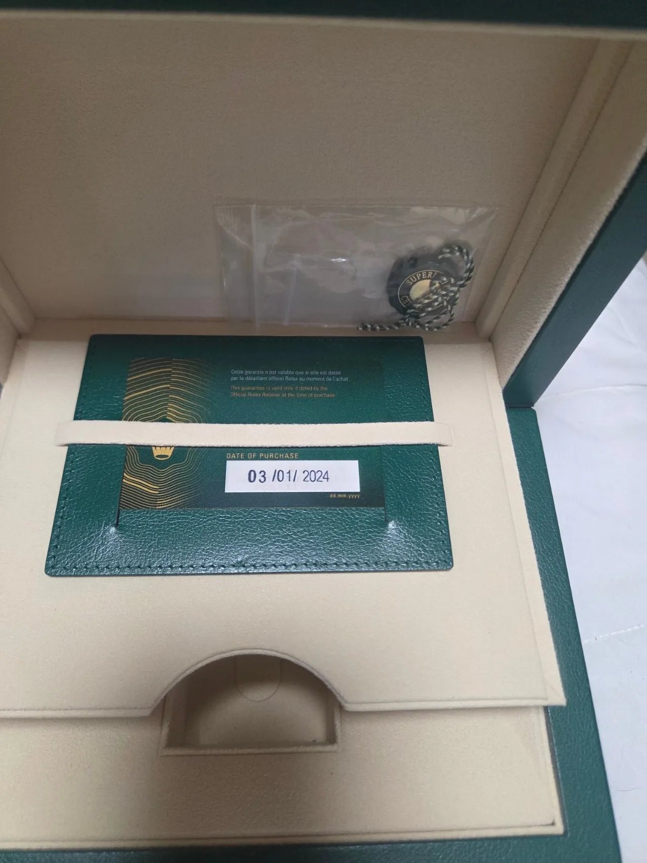 롤렉스 서브마리너 흑금통 126618LN 2024 사진 1