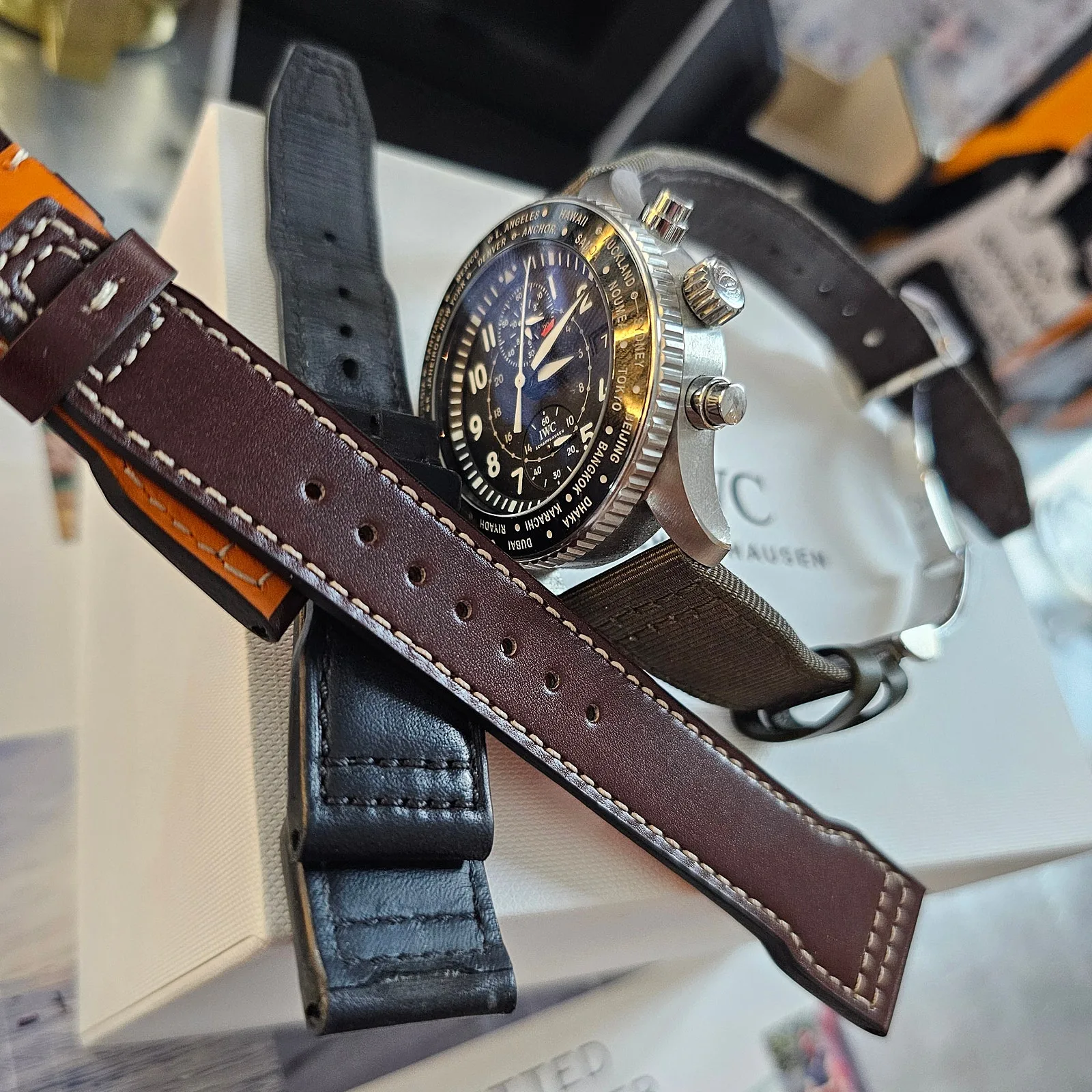 IWC 타임존 크로노그래프 IW395001 2020 사진 4