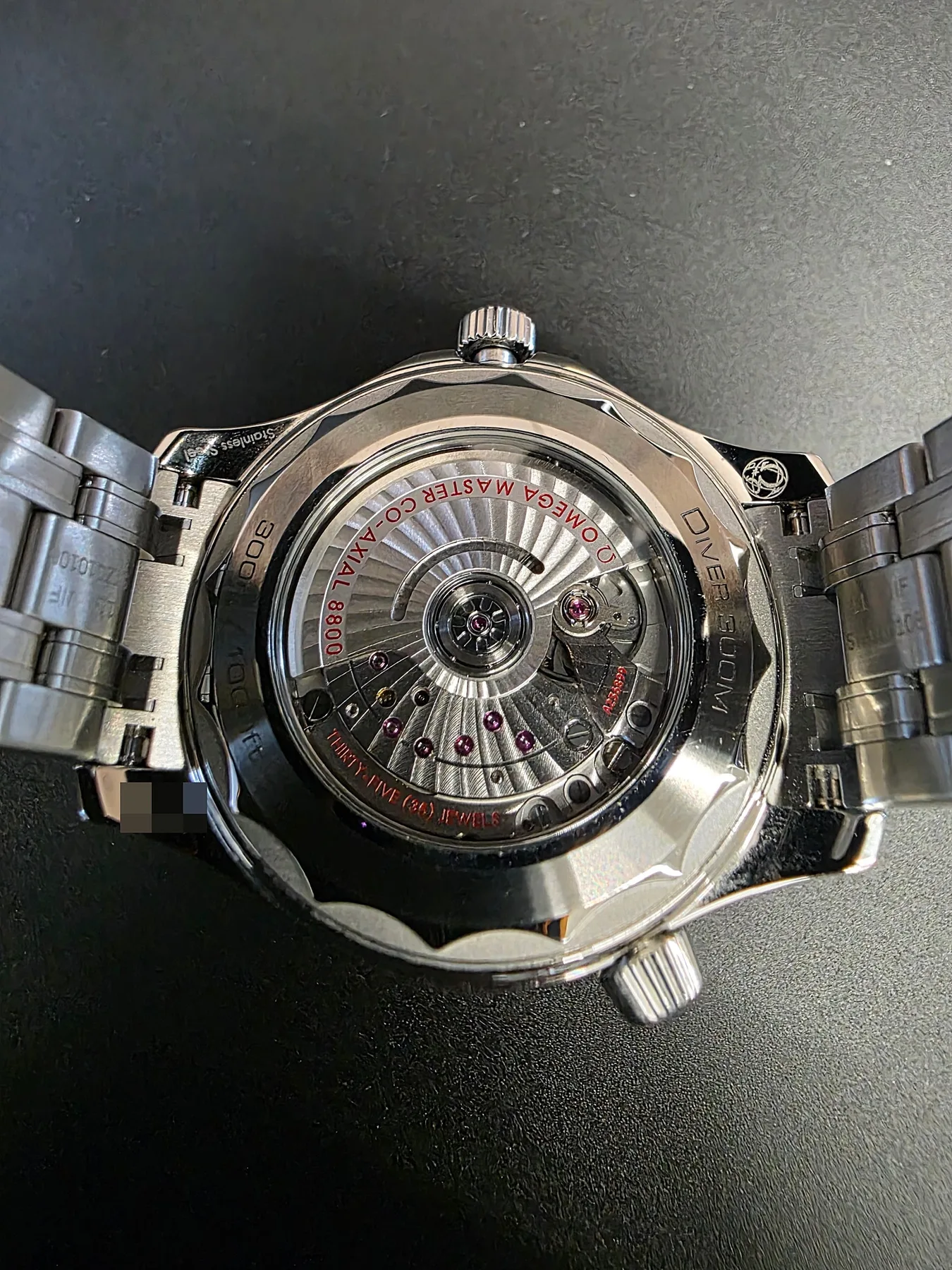 오메가 씨마스터 다이버 300 42mm 스틸 검판 2026 사진 8