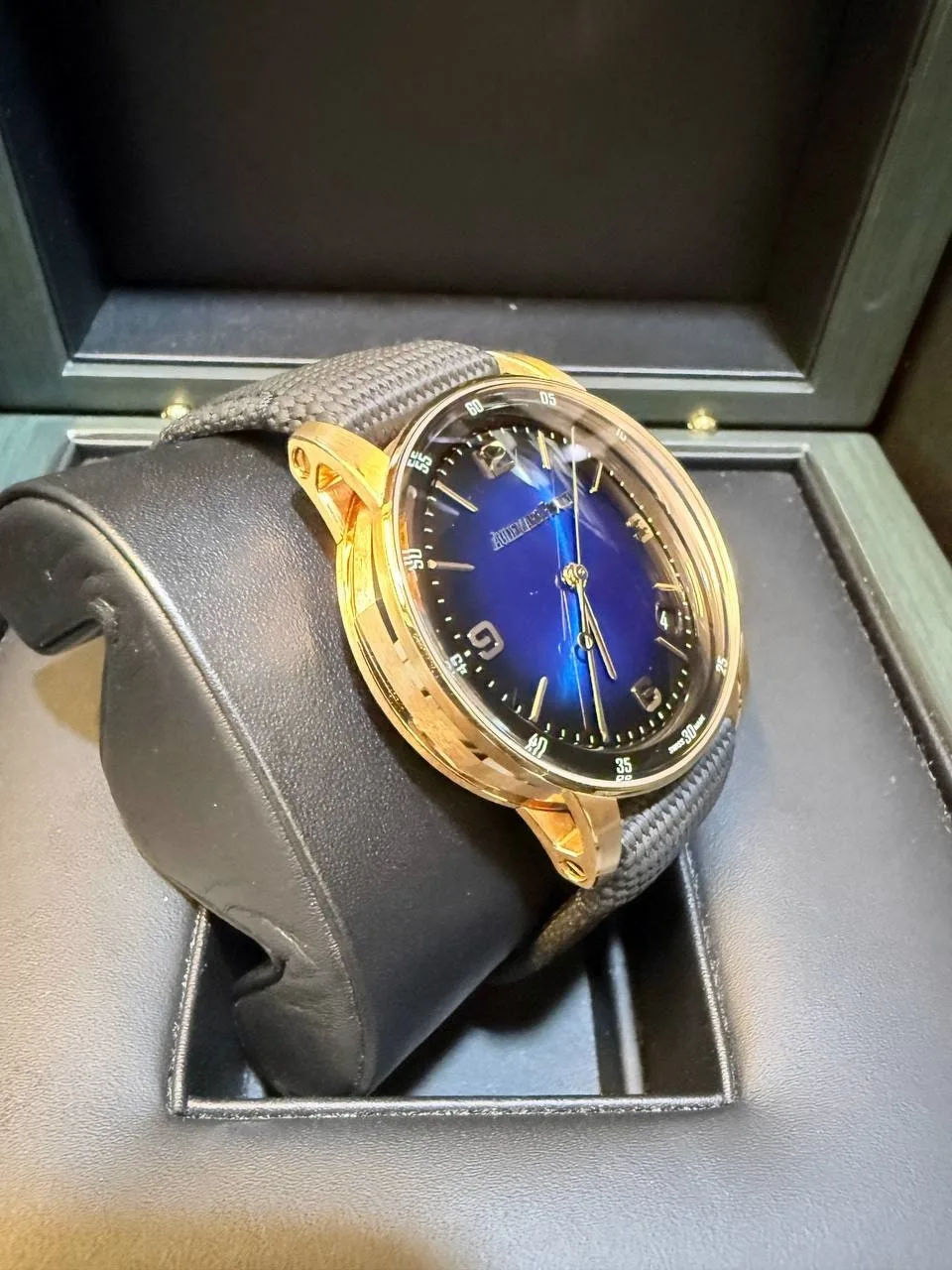 오데마피게 코드 11.59 스모크 블루 15210OR 41mm 2024 사진 3