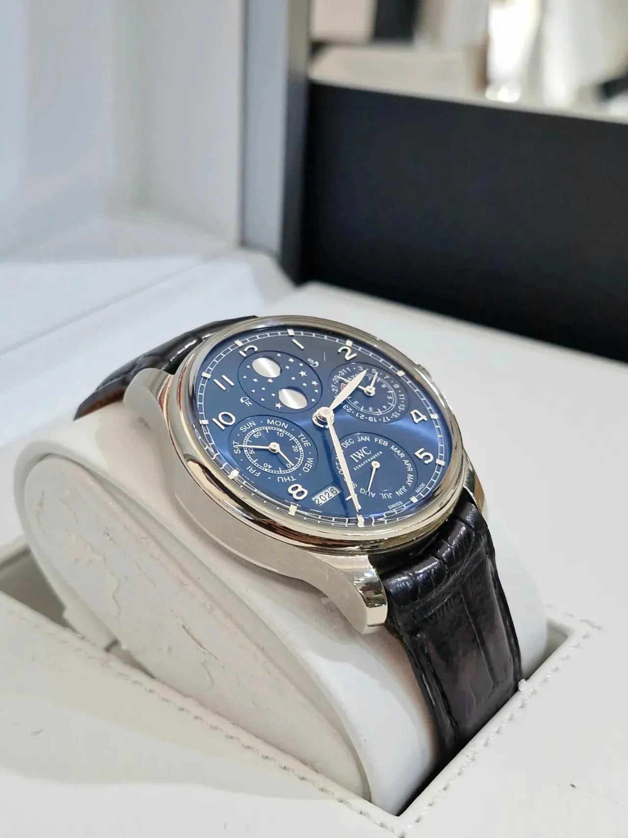IWC 포르투기즈 퍼페츄얼캘린더 화이트골드 청판 2021 사진 4