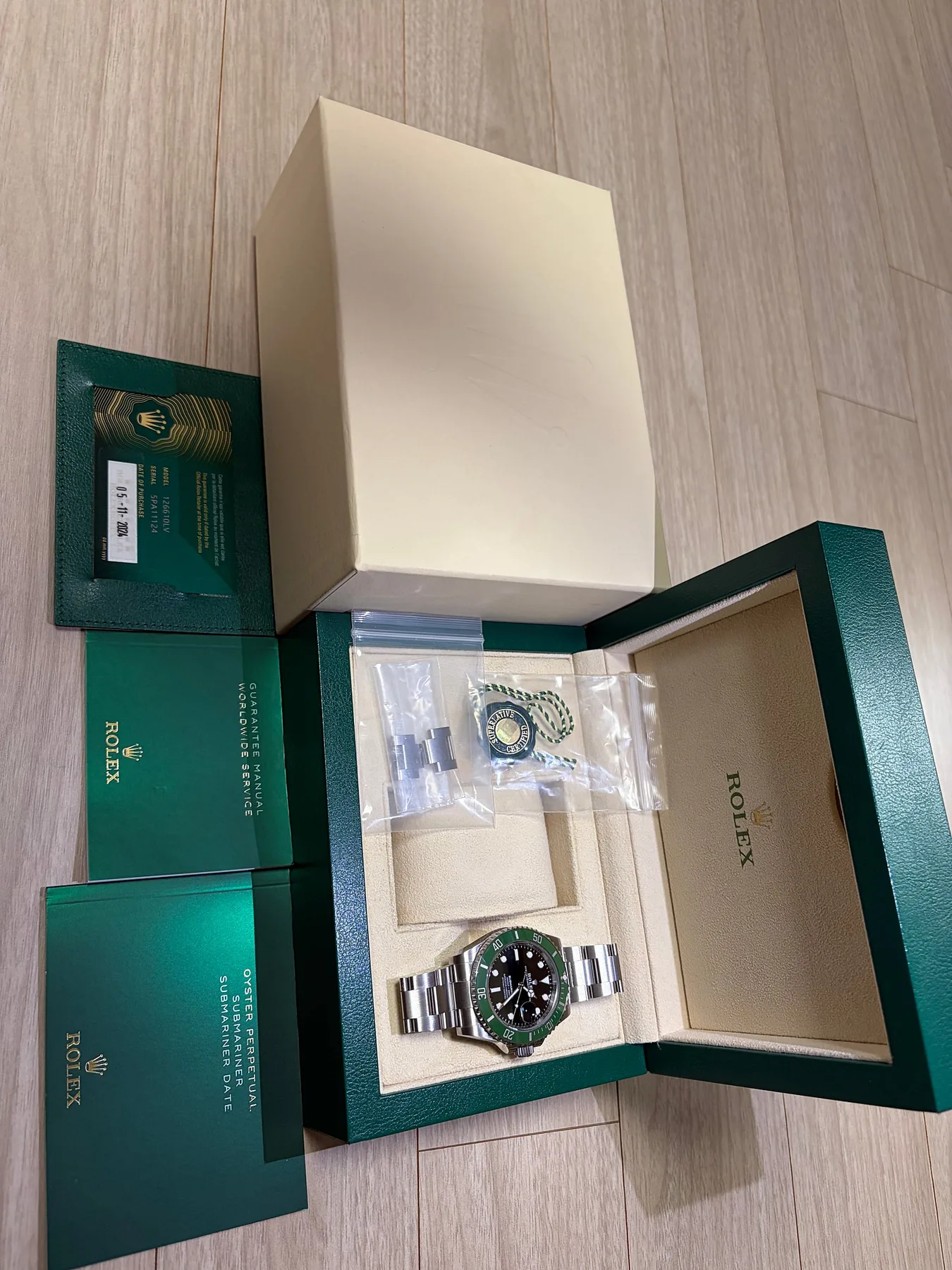 롤렉스 서브마리너 스타벅스 그린 41mm 2024 사진 1