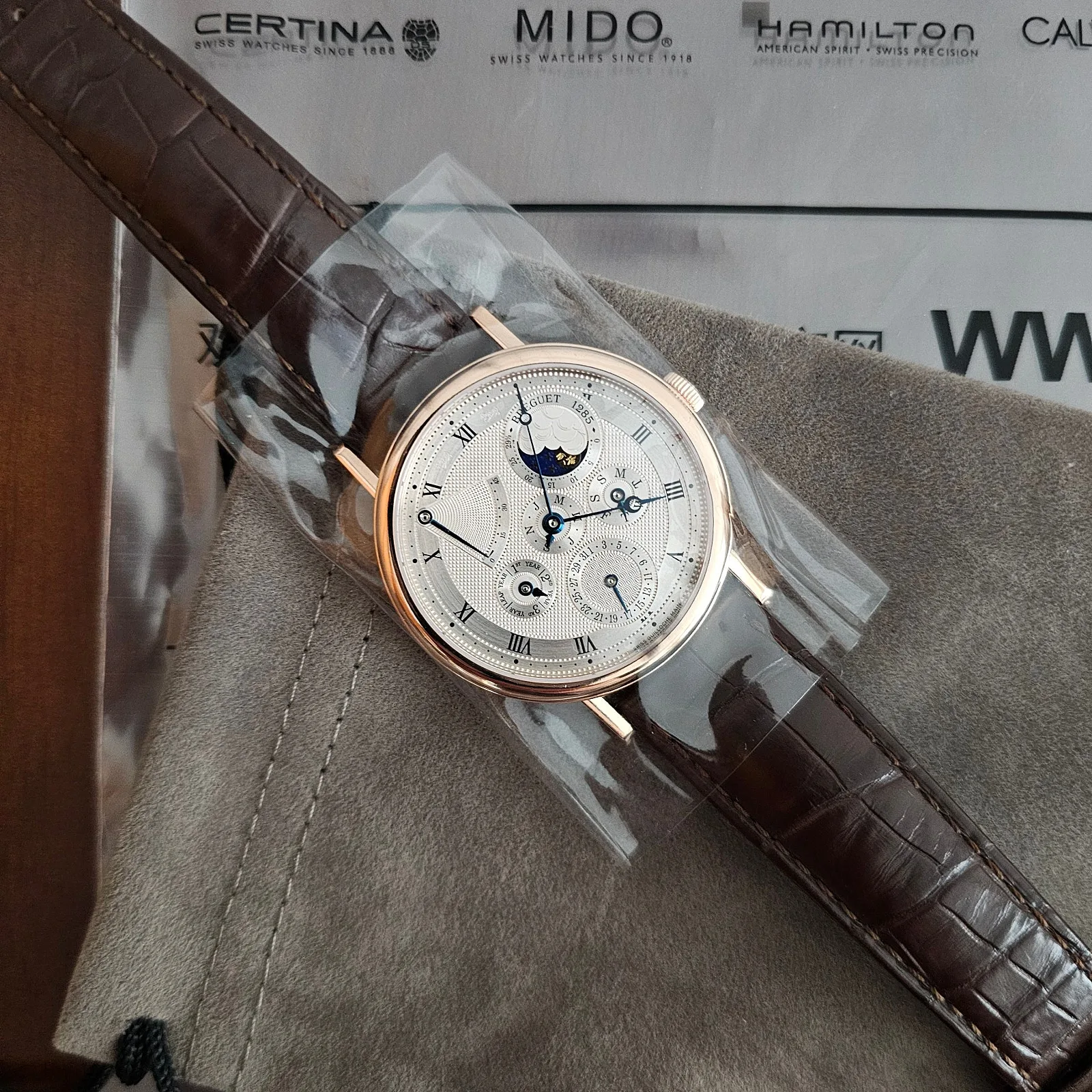 브레게 클래식 퍼페추얼캘린더 Classique Quantième Perpétuel ref. 5327BR/1E/9V6 2013 사진 2
