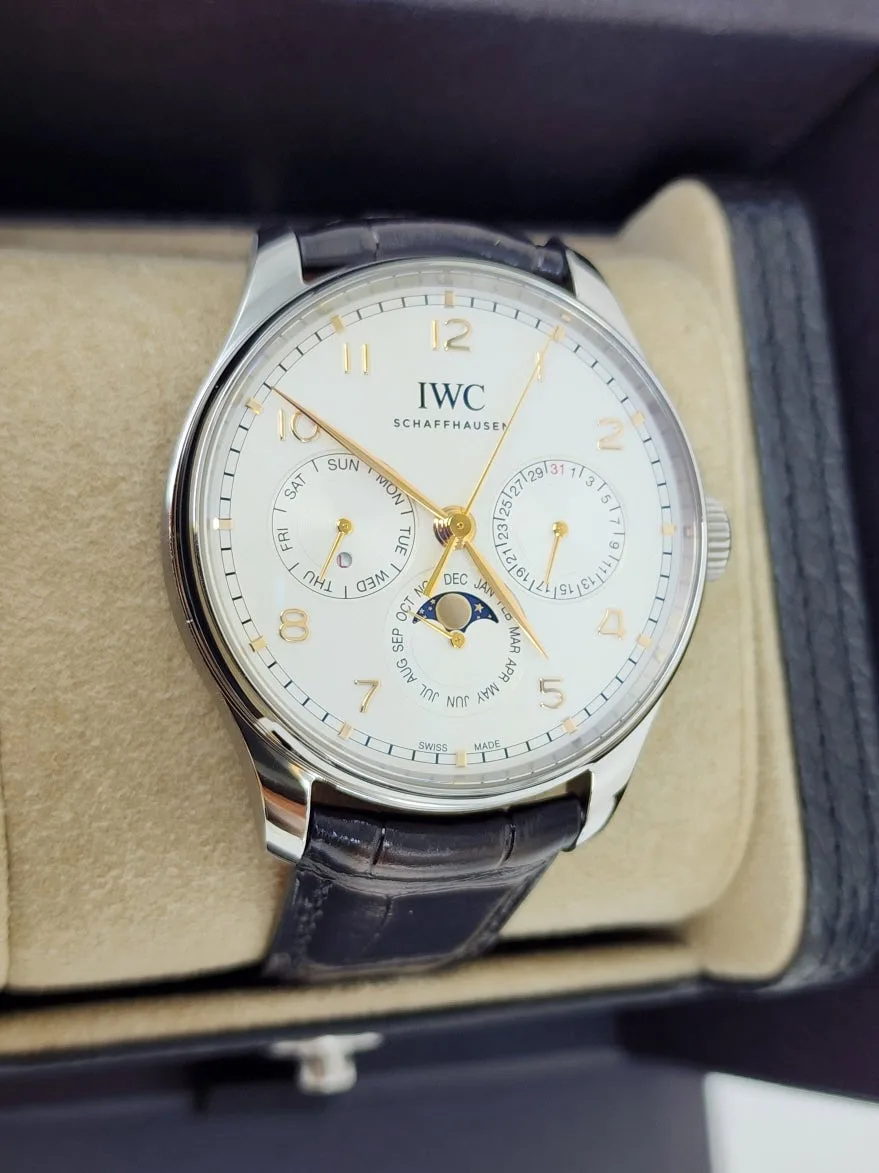 IWC 포르투기저 퍼페추얼 캘린더 42 2023 사진 2