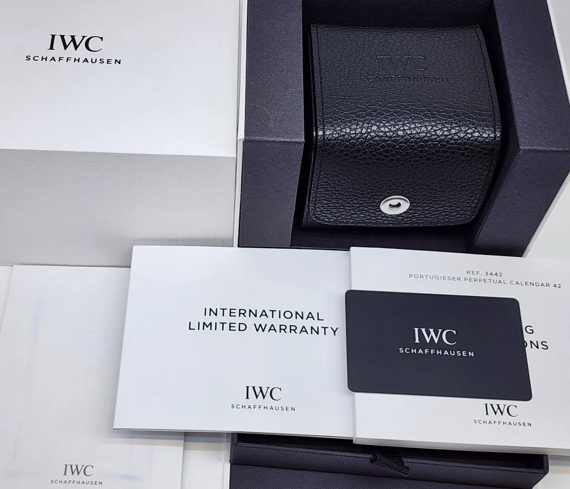 IWC 포르투기저 퍼페추얼 캘린더 42 2023 사진 6