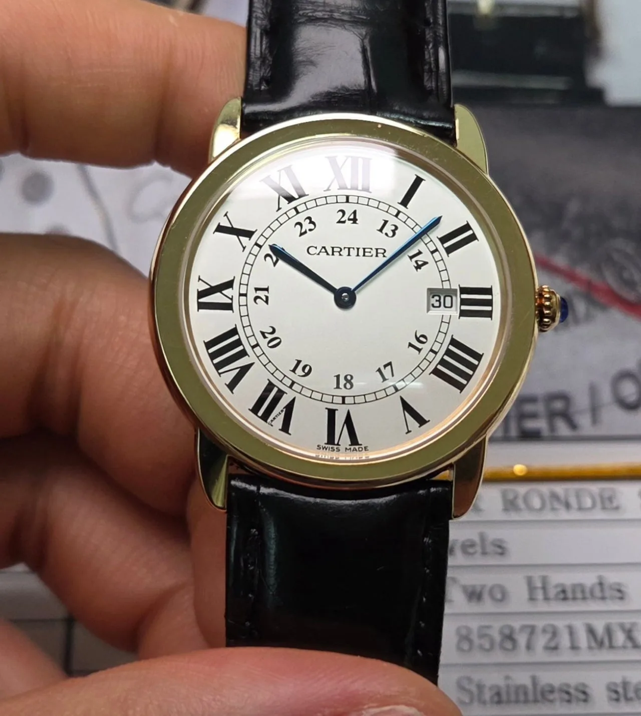 까르띠에 롱드솔로 18K올금통 실버로만판 36mm 쿼츠 사진 5