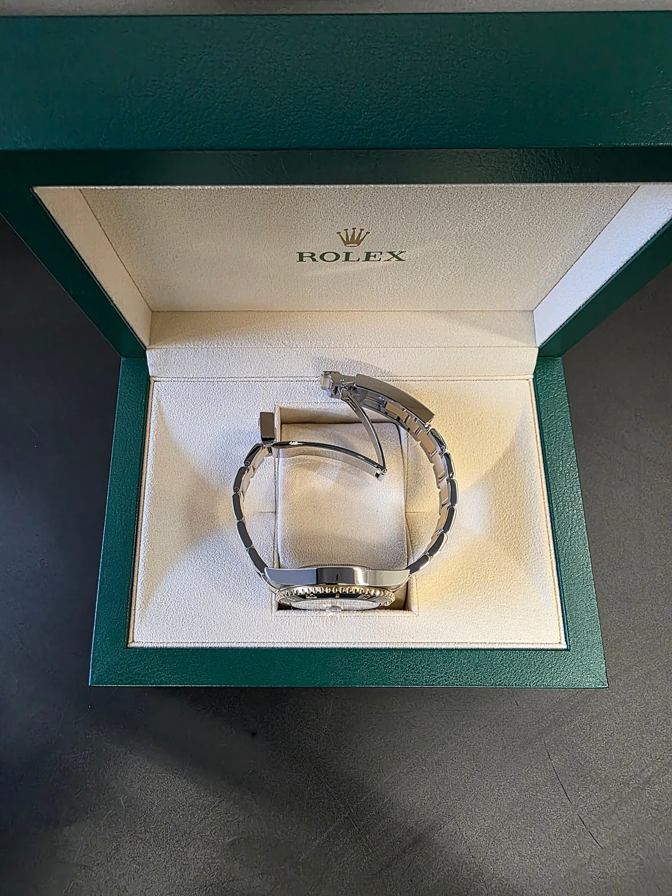 롤렉스 서브마리너 41mm 검판 옐로우골드 콤비 126613LN 2024 사진 6