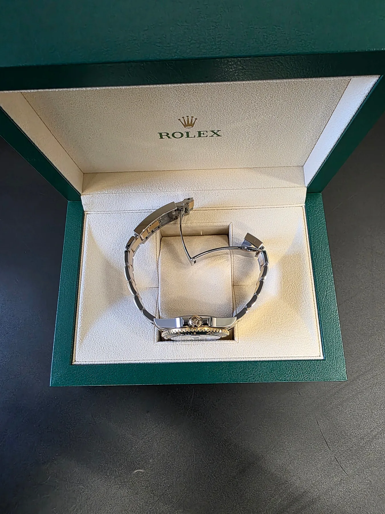 롤렉스 서브마리너 41mm 검판 옐로우골드 콤비 126613LN 2024 사진 7