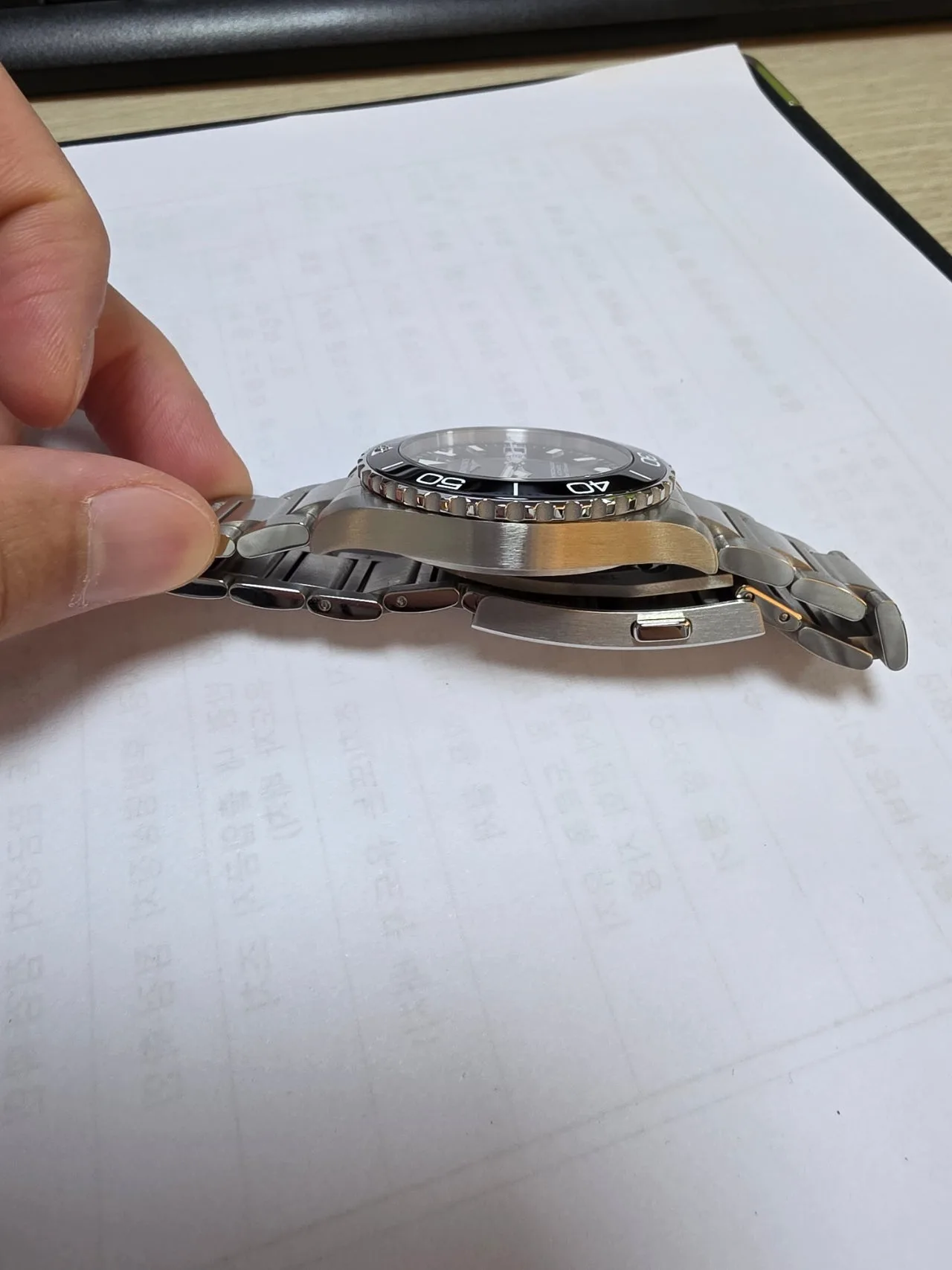 론진 하콘 39mm 블랙 2026 사진 2