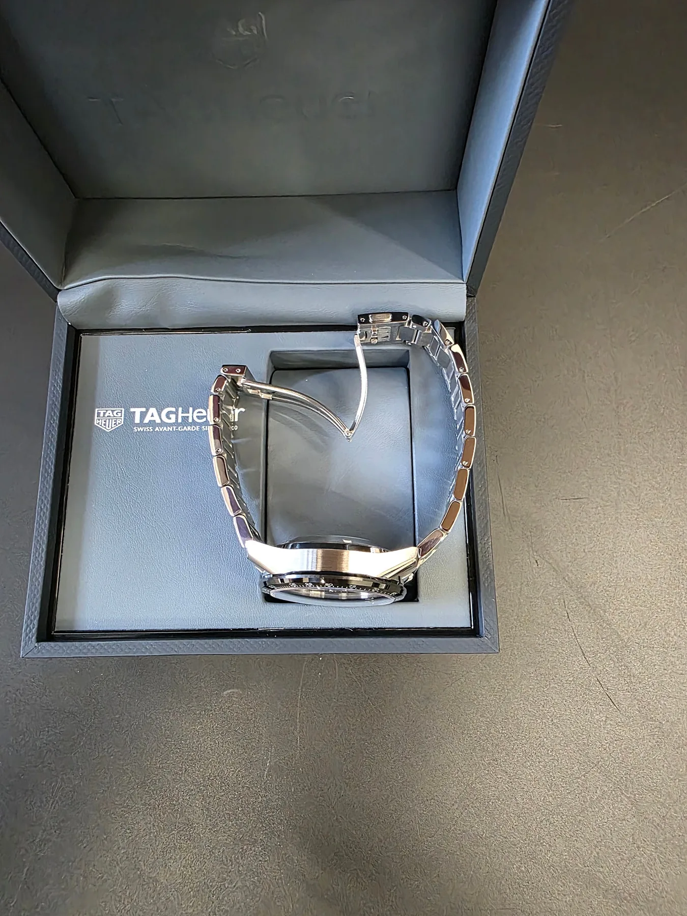 태그호이어 까레라 크로노그래프 41mm 검판 스틸 CBM2110.BA0651 2022 사진 7