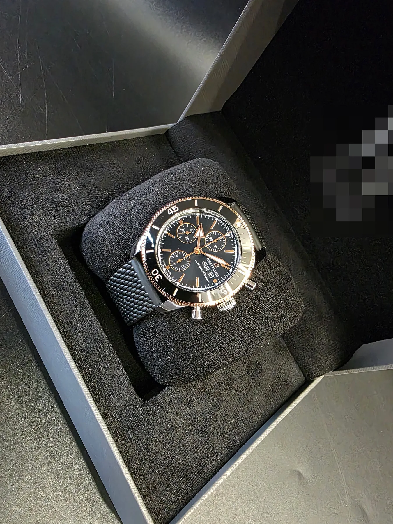 브라이틀링 슈퍼오션 헤리티지 II 크로노그래프 44mm 베젤 콤비 사진 2