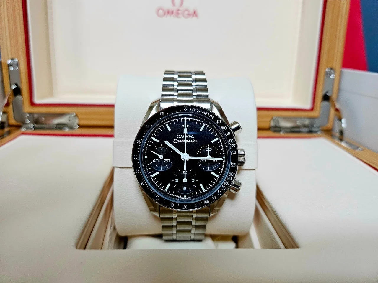 오메가 스피드마스터 38mm 검판 2026 사진 4