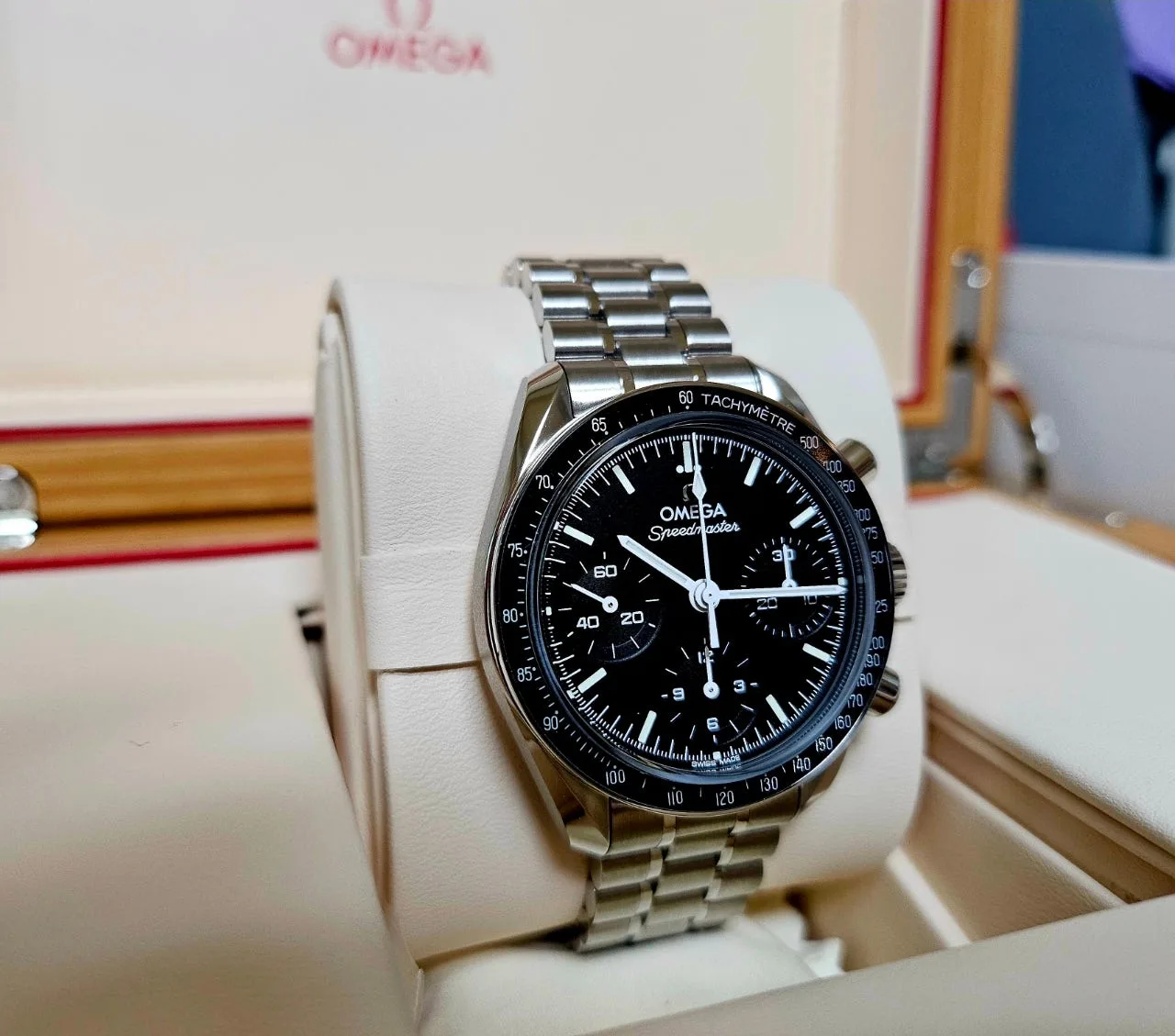 오메가 스피드마스터 38mm 검판 2026 사진 5