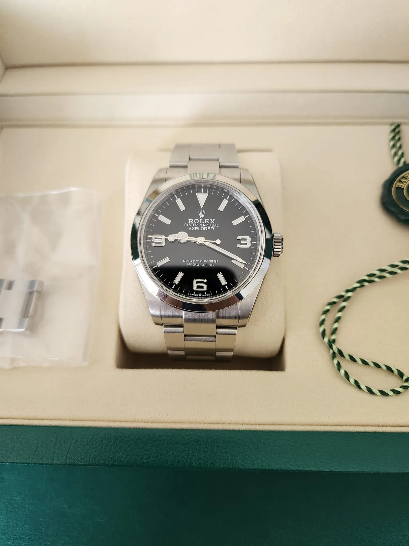 롤렉스 익스플로러 40mm 224270 신형 2026 사진 6
