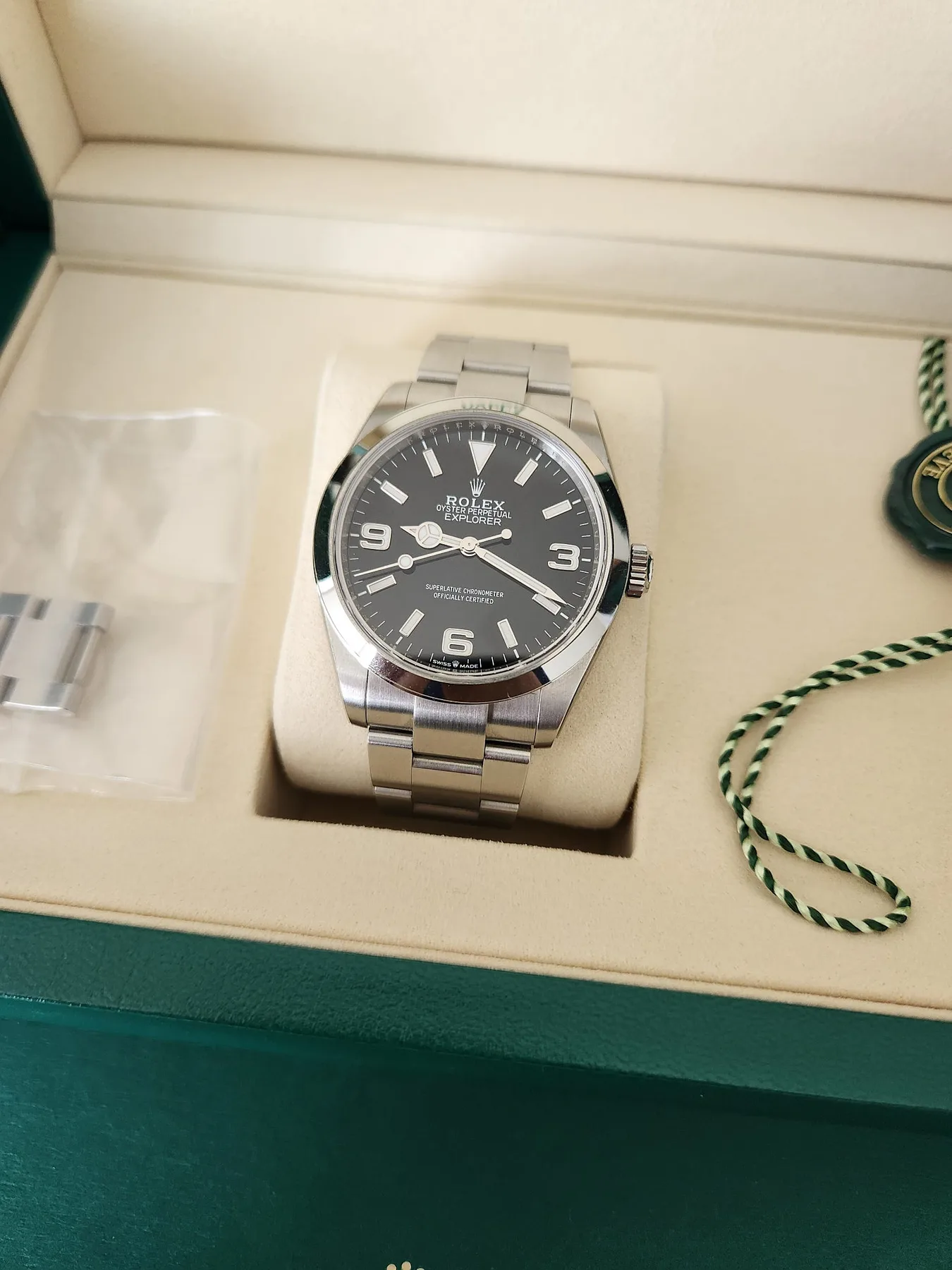 롤렉스 익스플로러 40mm 224270 신형 2026 사진 7