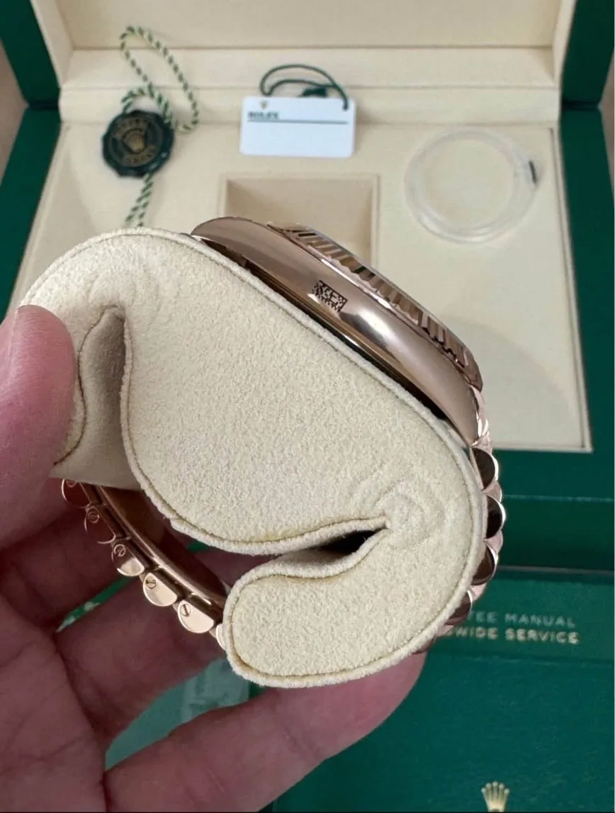 롤렉스 Day-Date 데이데이트 올리브그린 40mm 2024 사진 4
