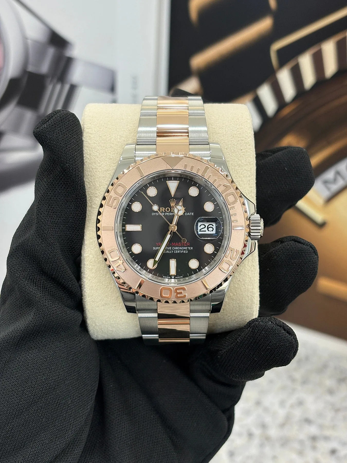 롤렉스 126621 요트마스터 로즈골드 콤비 오이스터 블랙 40mm 2024 사진 2