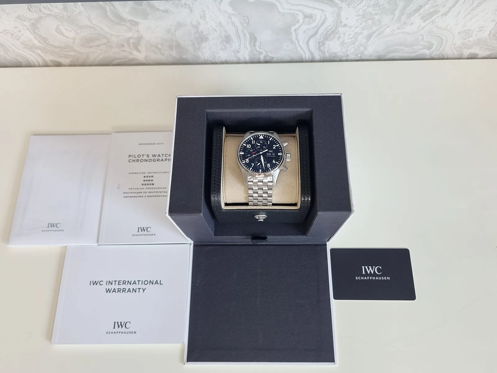 IWC 파일럿 크로노그래프 검판 43mm 2021 사진 5