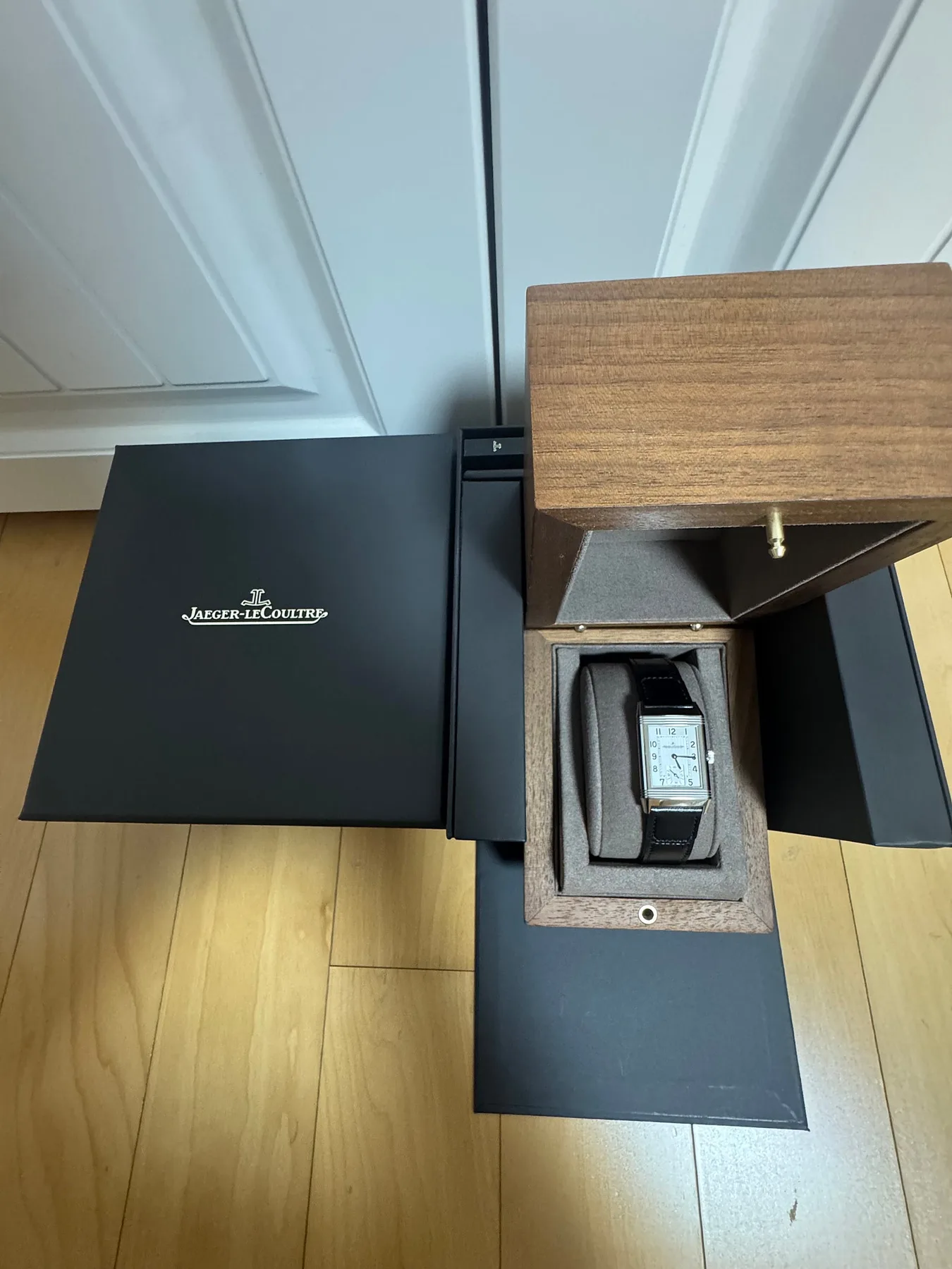 예거르쿨트르 리베르소 클래식 모노페이스 40mm 2026 사진 2
