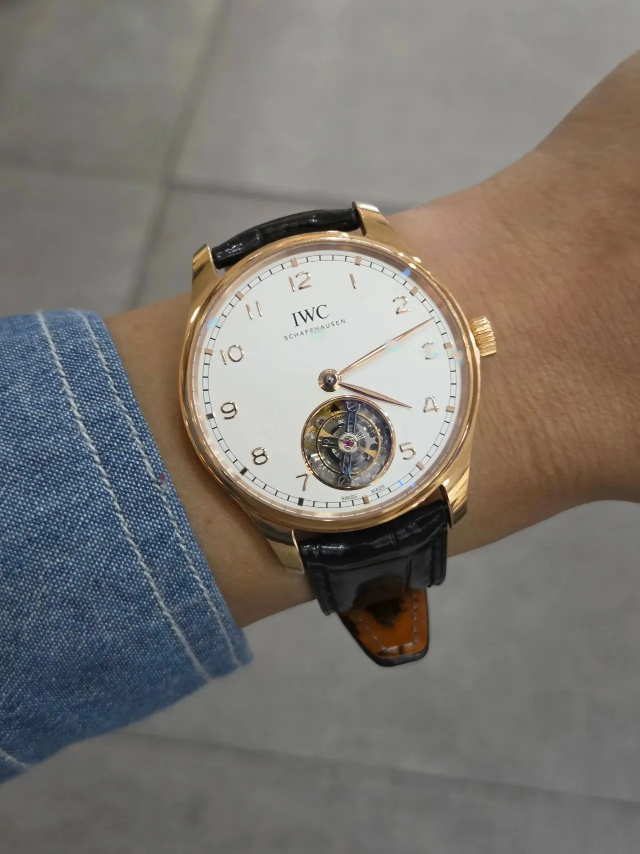 IWC 포르투기저 핸드 와인드 뚜르비옹 로즈골드 2024 사진 4