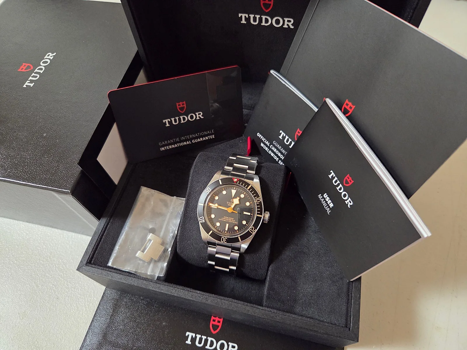 튜더 블랙베이 58 스틸 39mm 매트 블랙 다이얼 2022 사진 1