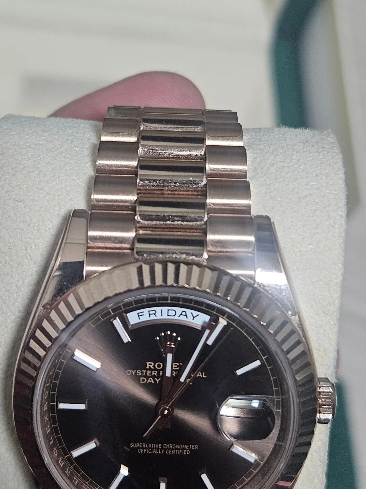 롤렉스 데이데이트 40mm 금통 초코판 2024 사진 5