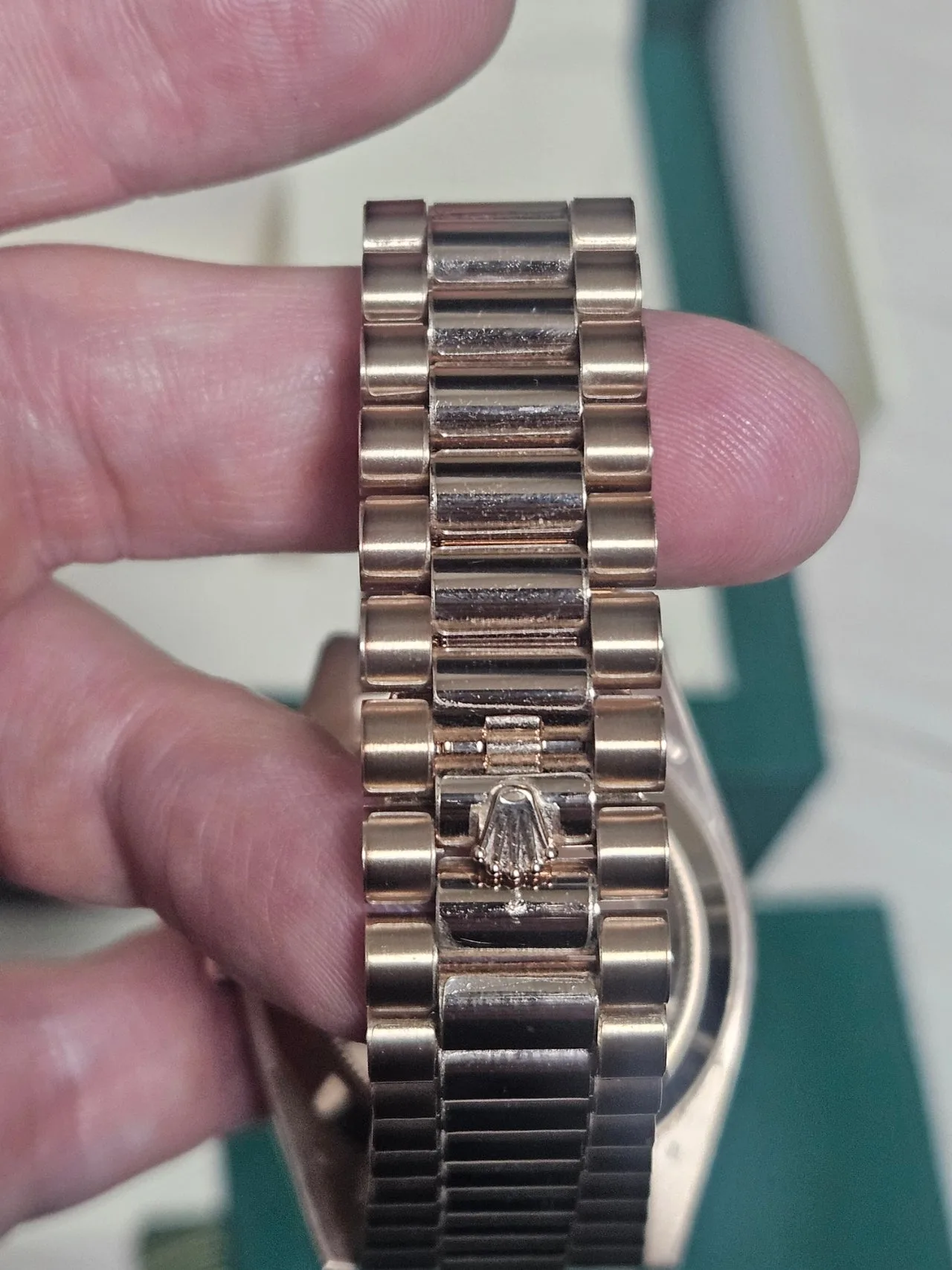 롤렉스 데이데이트 40mm 금통 초코판 2024 사진 7