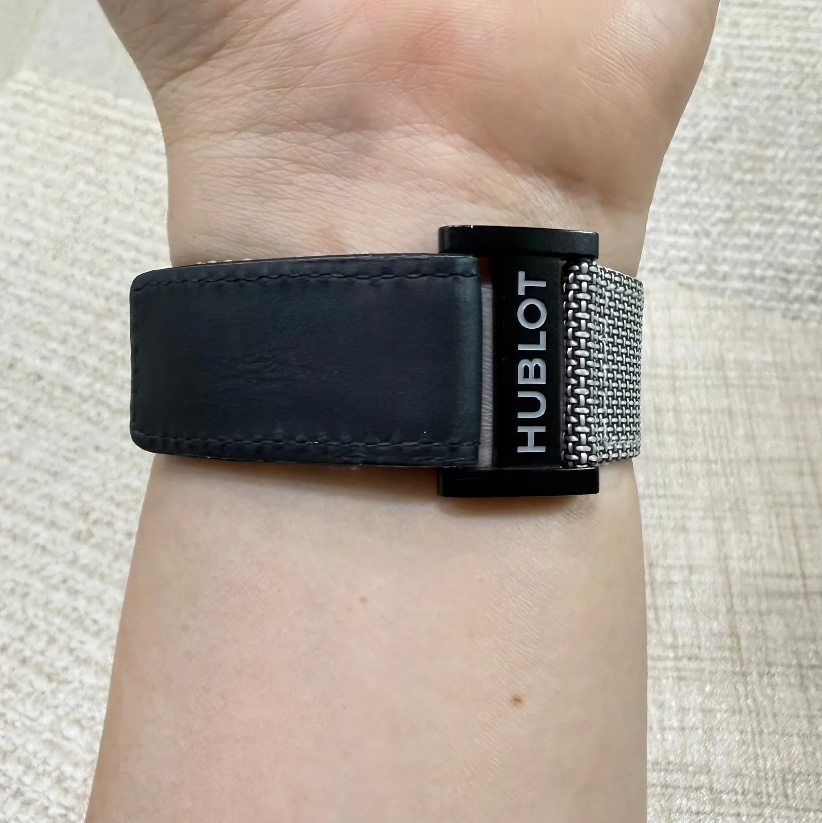 위블로 빅뱅 유니코 42mm 티타늄 패브릭 스포츠 스트랩 사진 6