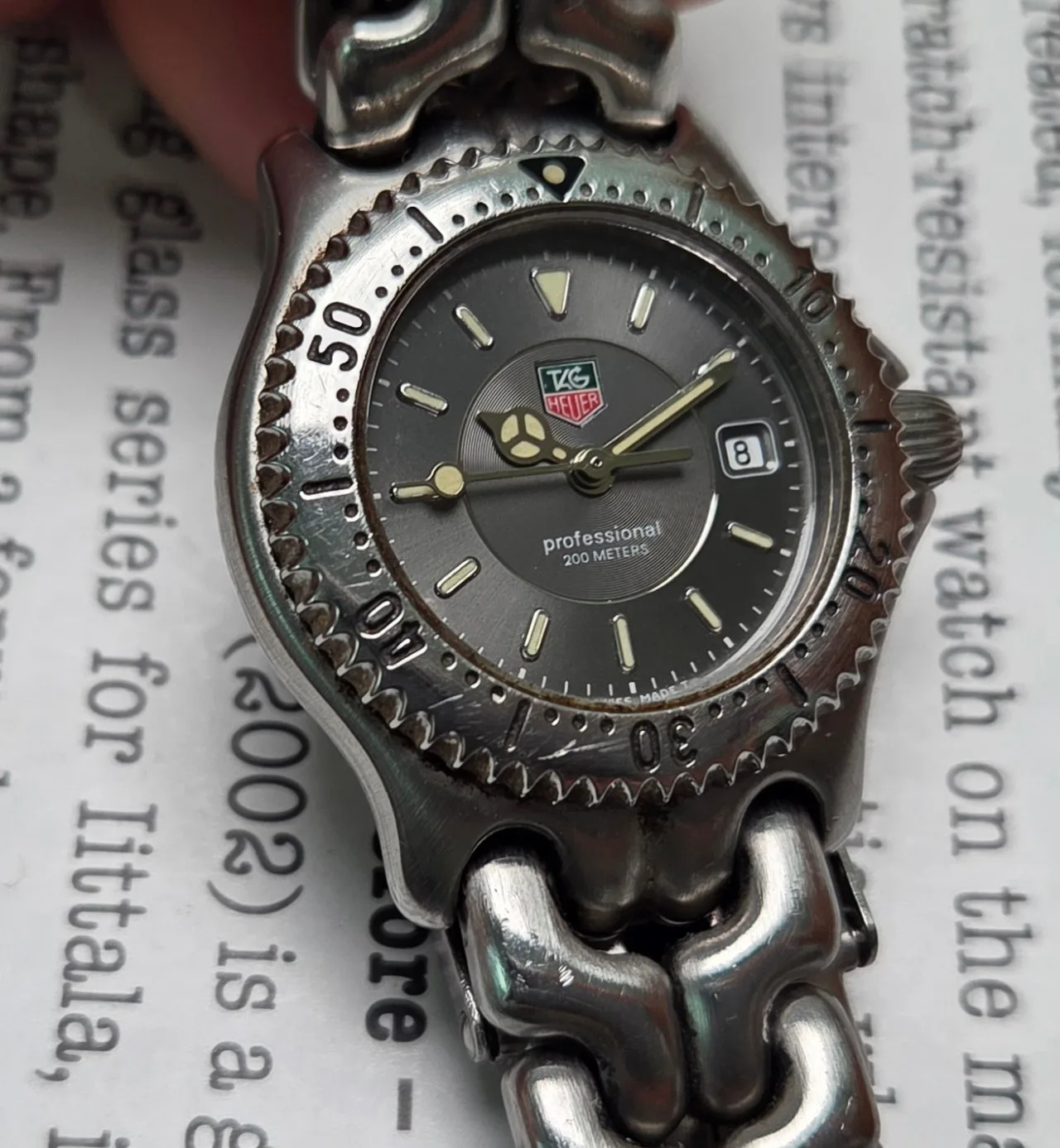 태그호이어 셀 프로페셔널 엘레강스 그레이판 쿼츠 여성용 28mm 사진 2