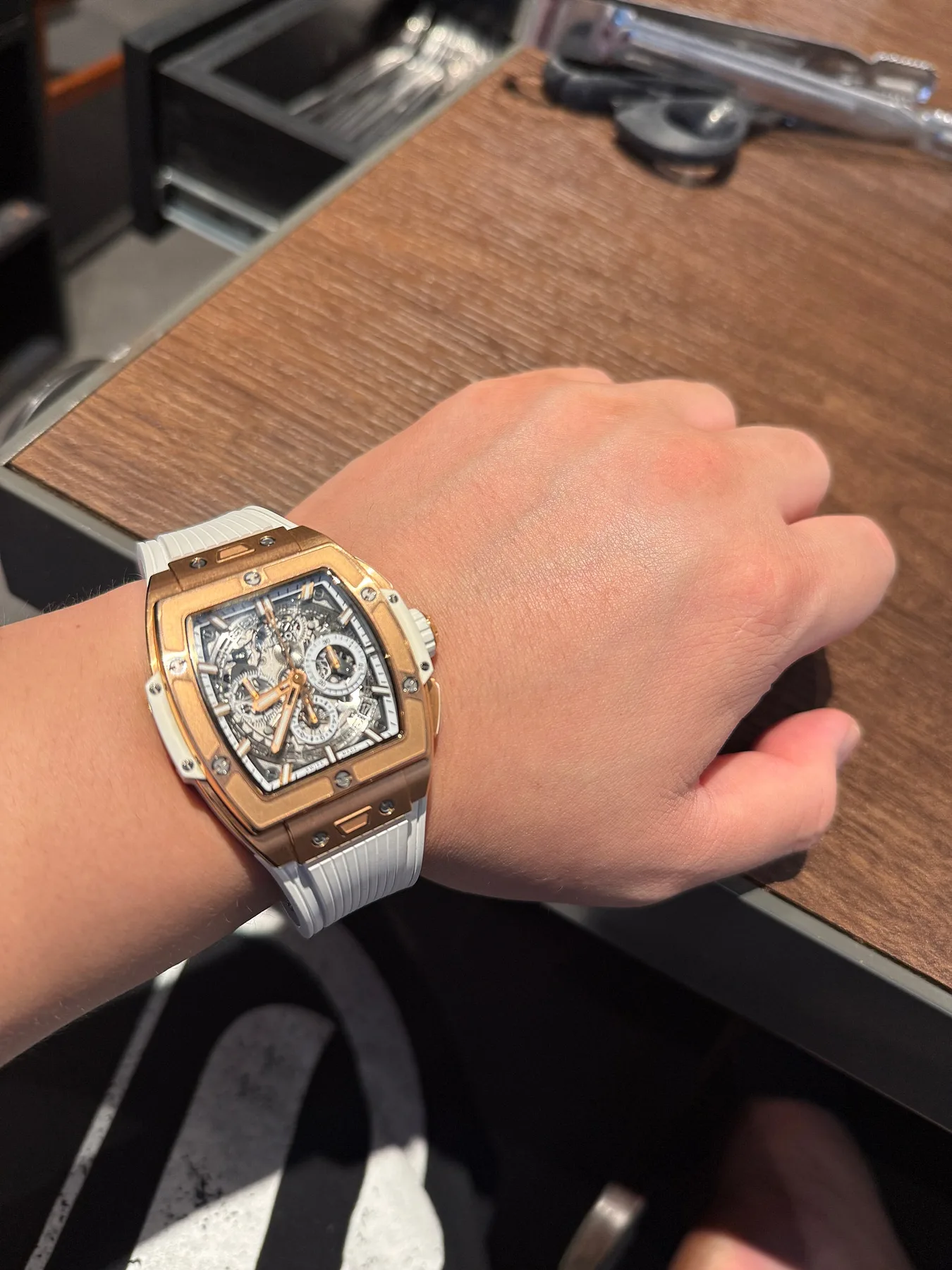 위블로 스피릿 오브 빅뱅 로골 화이트 42mm 2022 사진 7