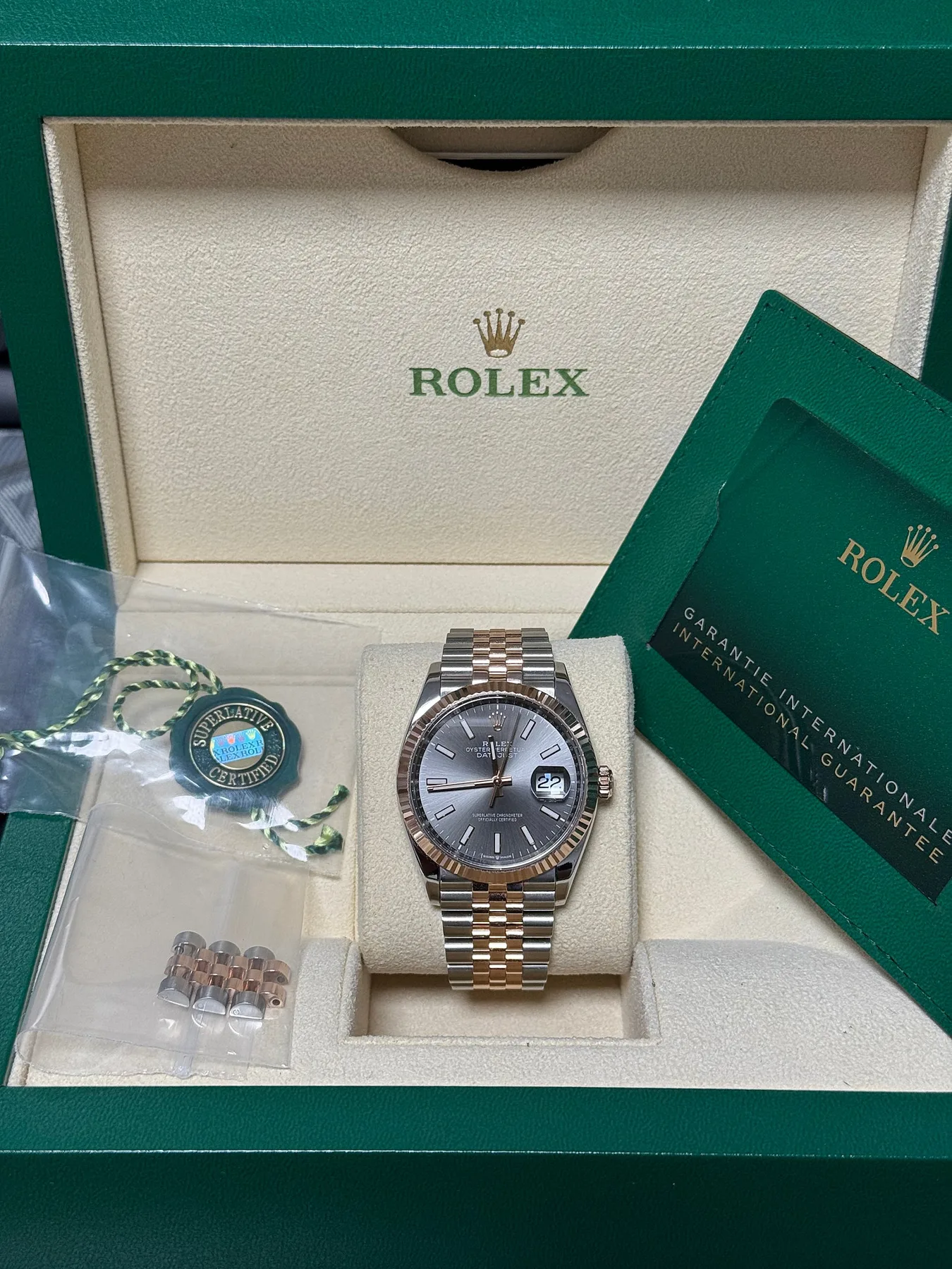 롤렉스 데이저스트 36 126231 로즈골드 슬레이트 쥬빌레 2024 사진 7