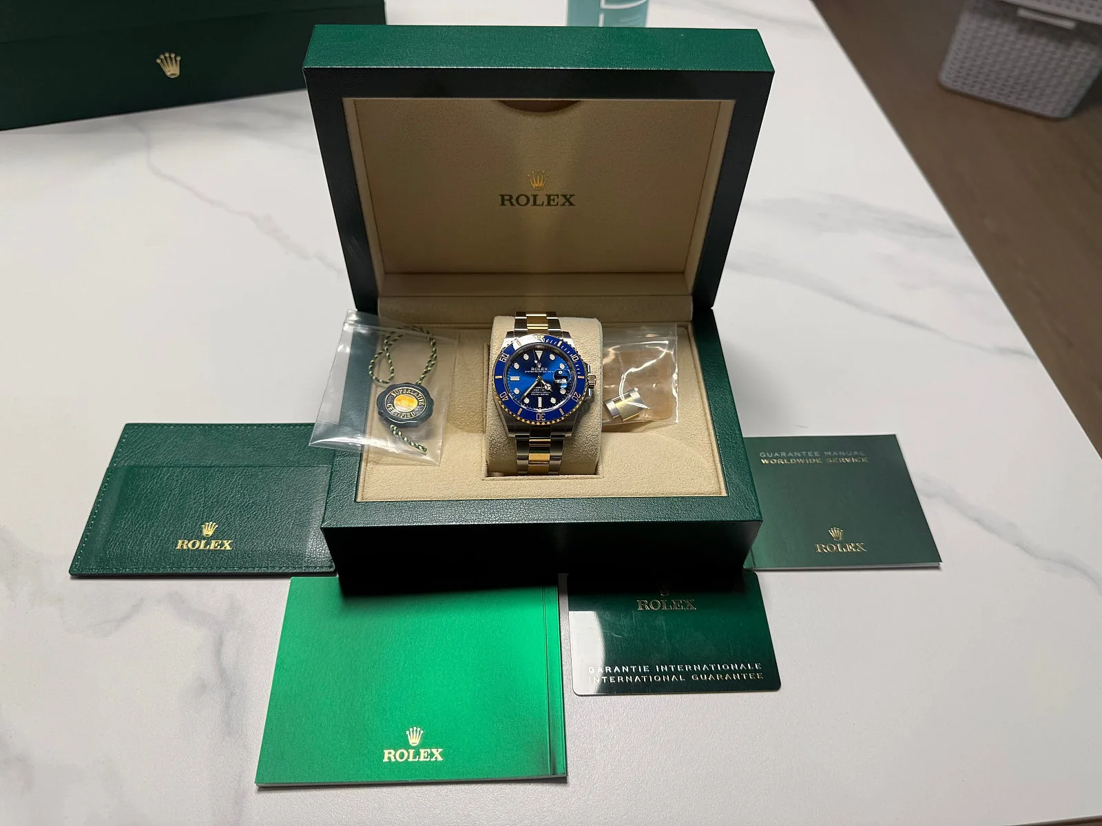 롤렉스 서브마리너 청콤 41mm 2024 사진 2