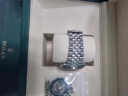 롤렉스 GMT MASTER 2 스틸 블랙 쥬빌레 M126710GRNR-0003 2025 사진 7