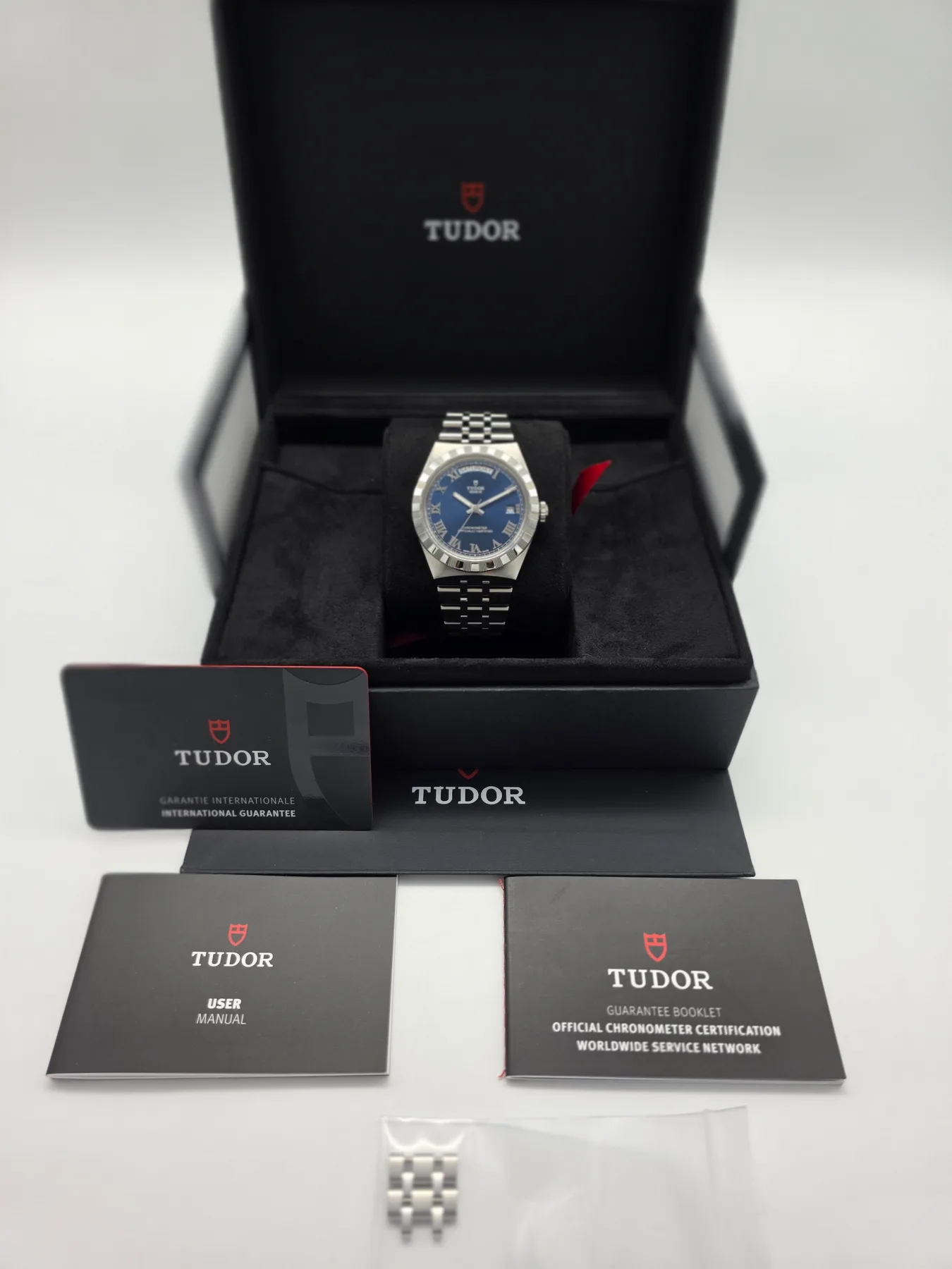 튜더 Royal Day-Date 40 Stainless Steel / Blue - Roman 2026 사진 5
