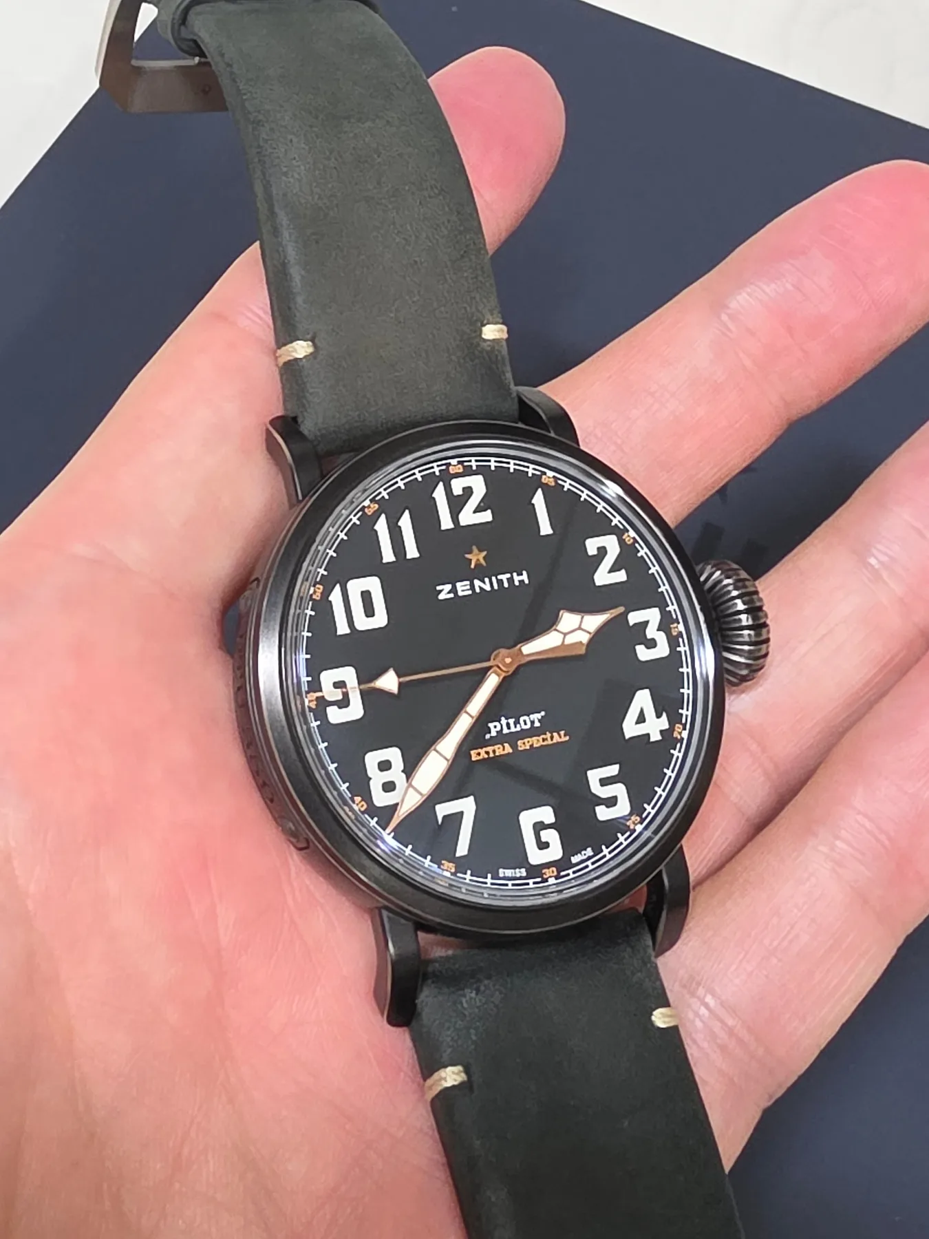 제니스 파일럿 타입20 스틸 블랙 45mm 2023 사진 4