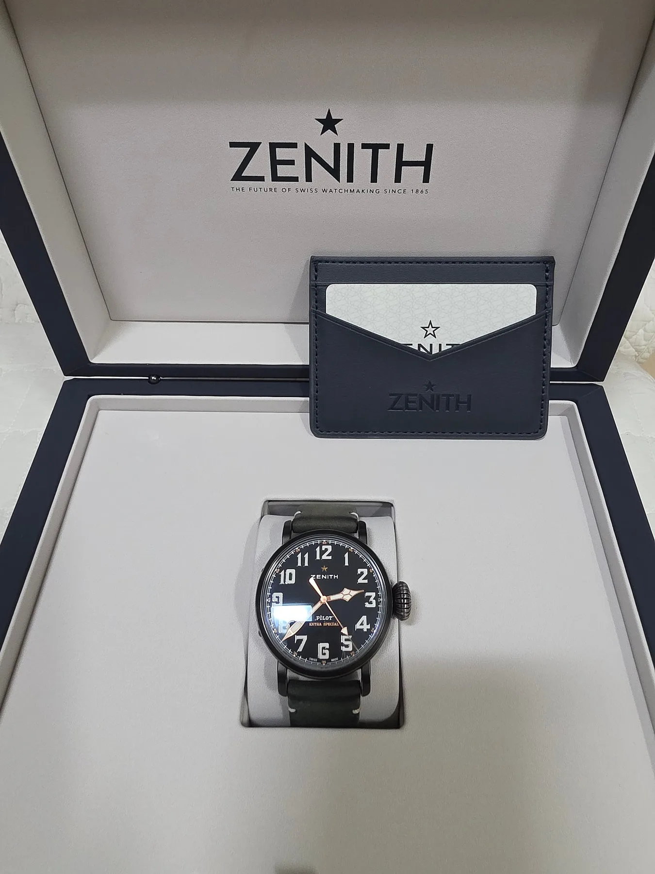제니스 파일럿 타입20 스틸 블랙 45mm 2023 사진 5
