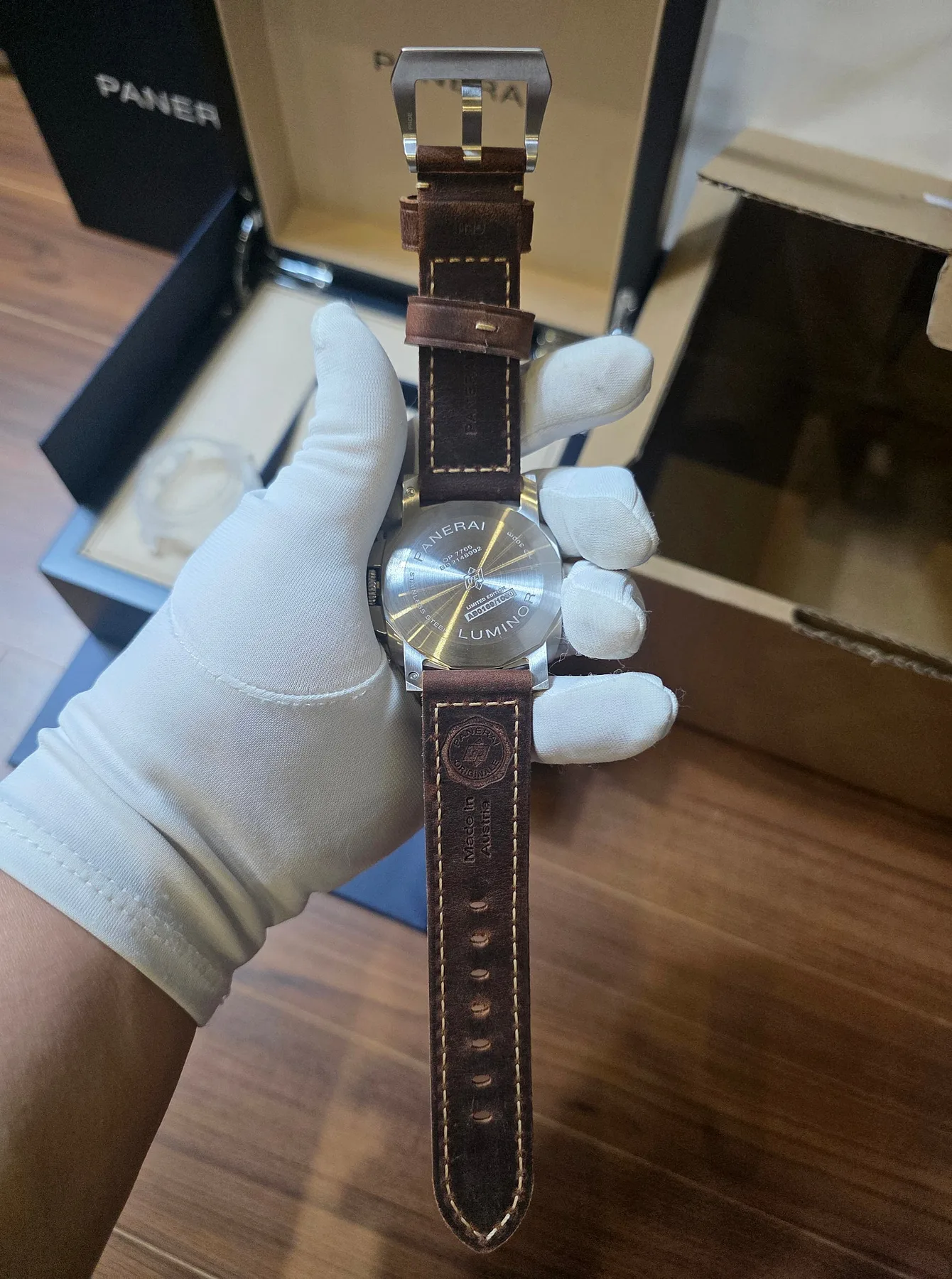 파네라이 PAM01759 루미노르 마리나 한정판 44mm 2025 사진 7