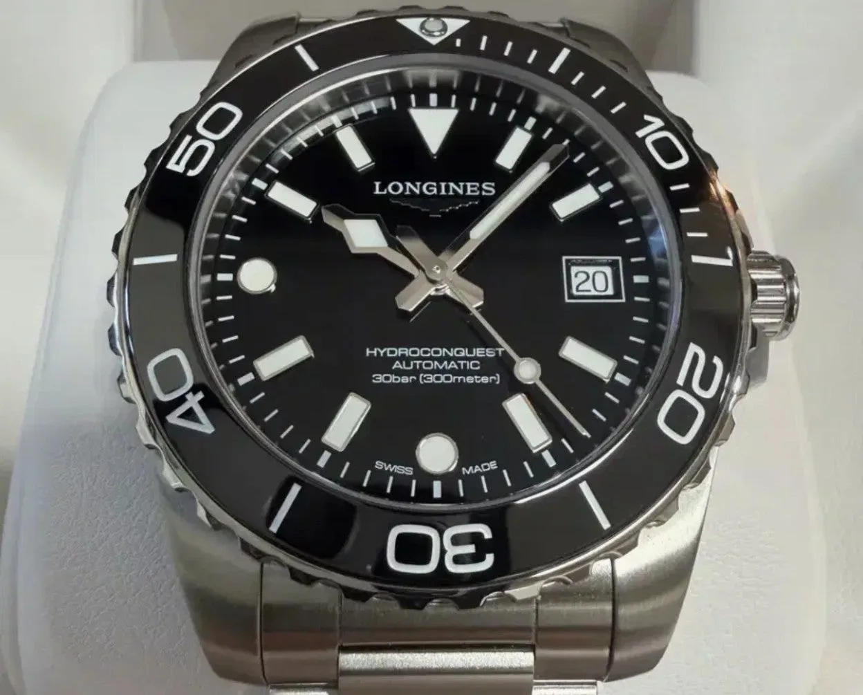 론진 하이드로콘퀘스트 39mm 블랙 2026 사진 2