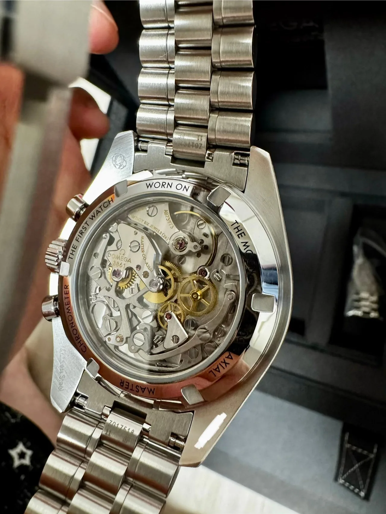 오메가 Speedmaster Moonwatch Professional 역팬더 2026 사진 8
