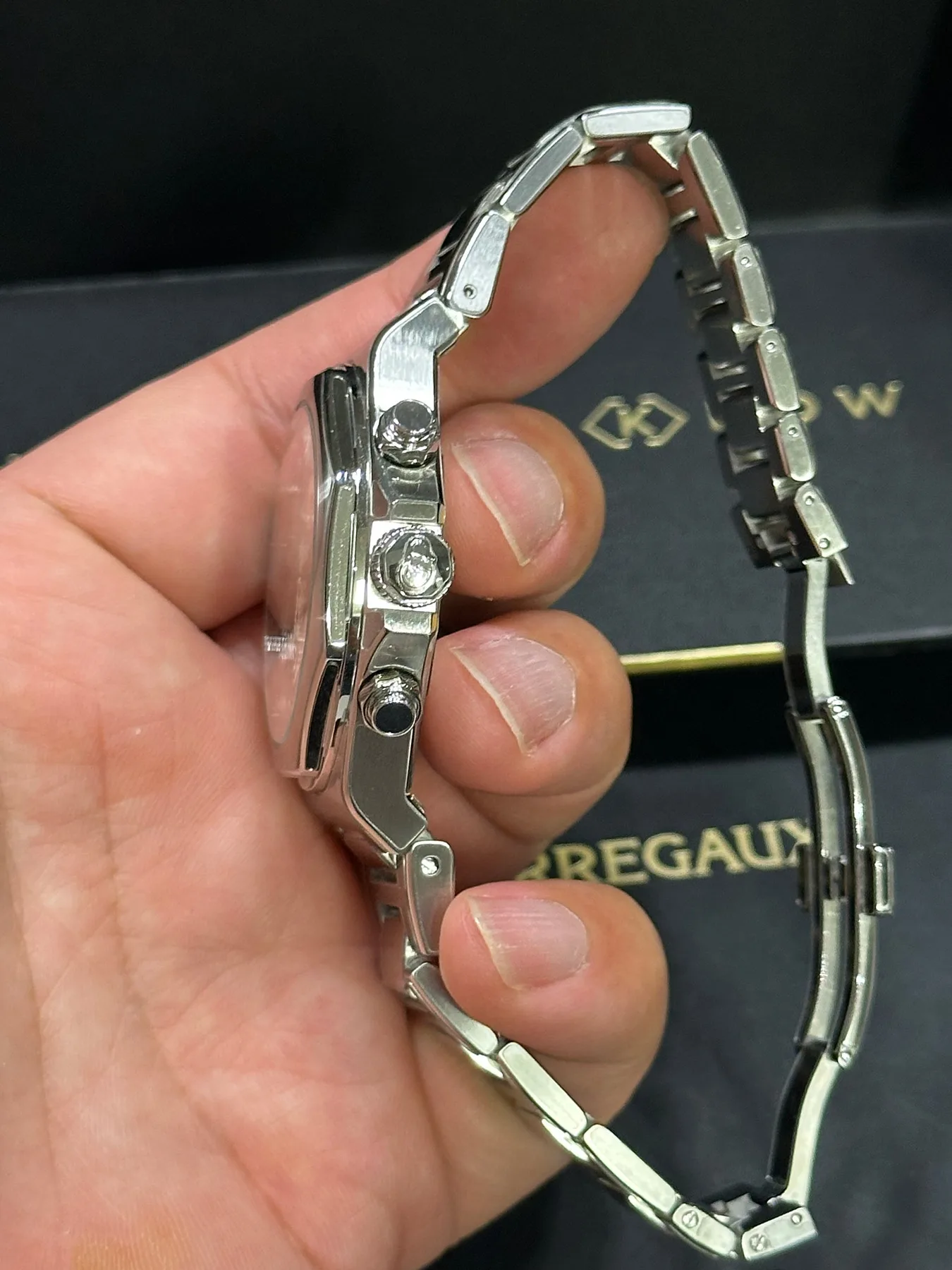 지라드페리고 로레아토 크로노그래프 42mm 팬더 2026 사진 3