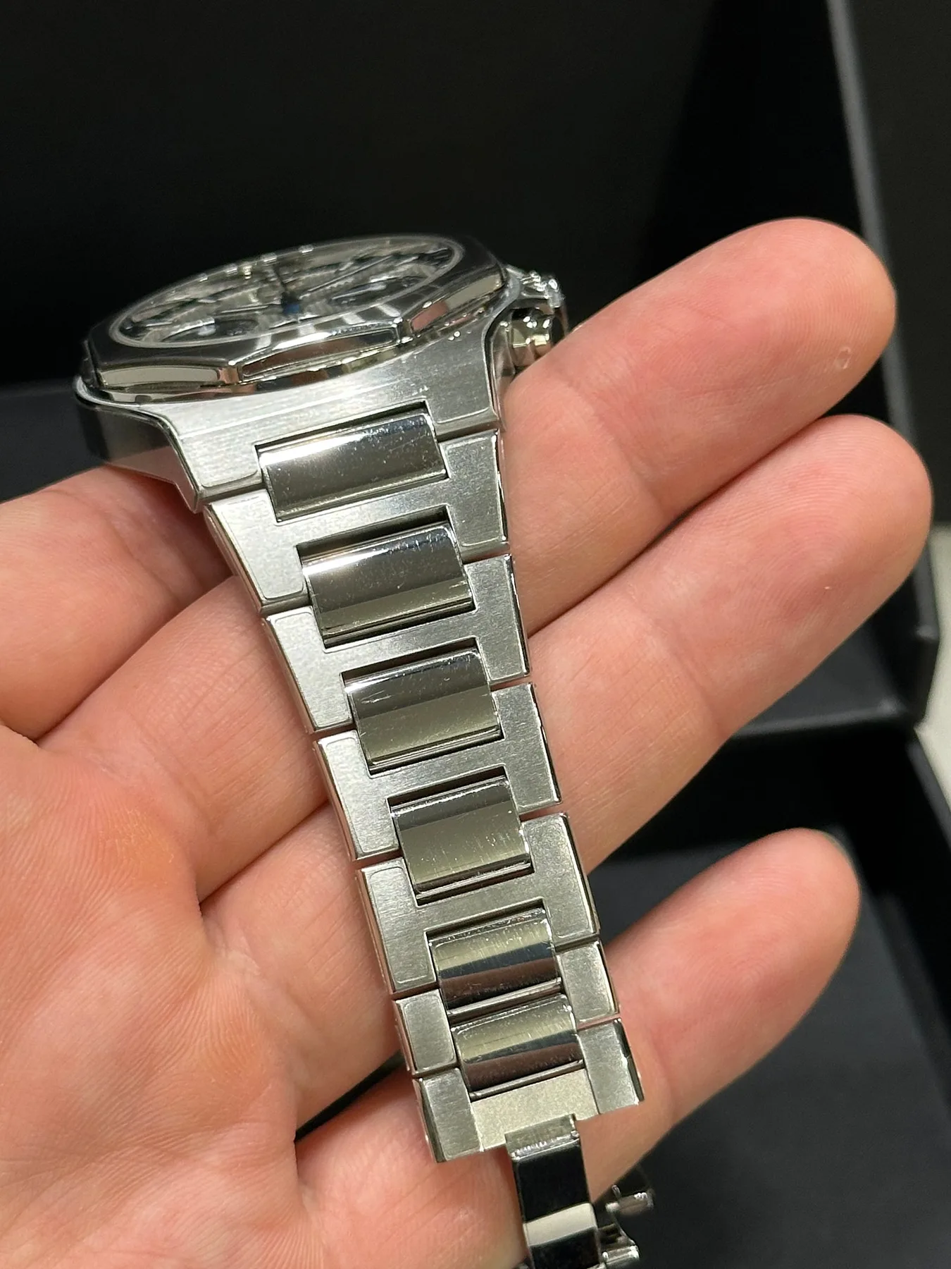 지라드페리고 로레아토 크로노그래프 42mm 팬더 2026 사진 4