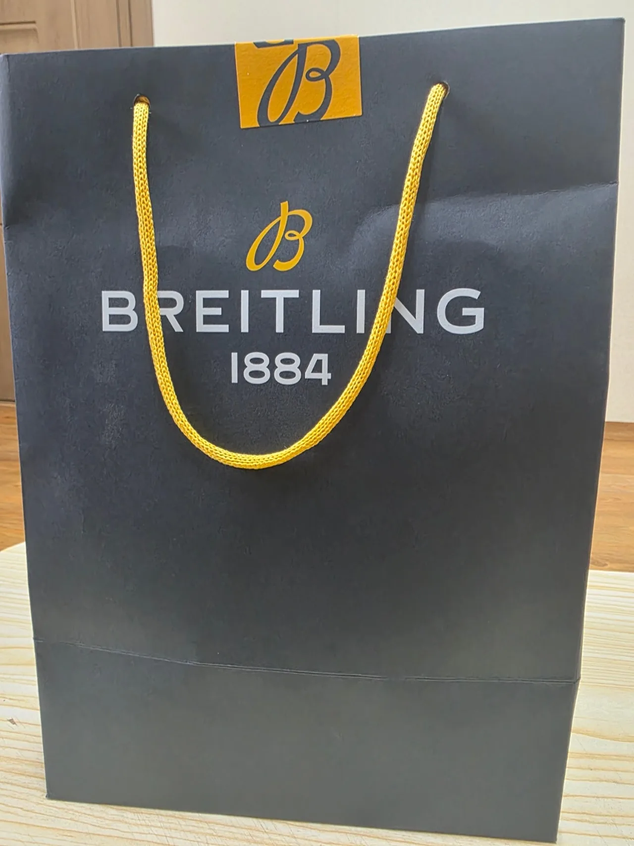 브라이틀링 네비타이머 41 AB0139211B1A1 2025 사진 4