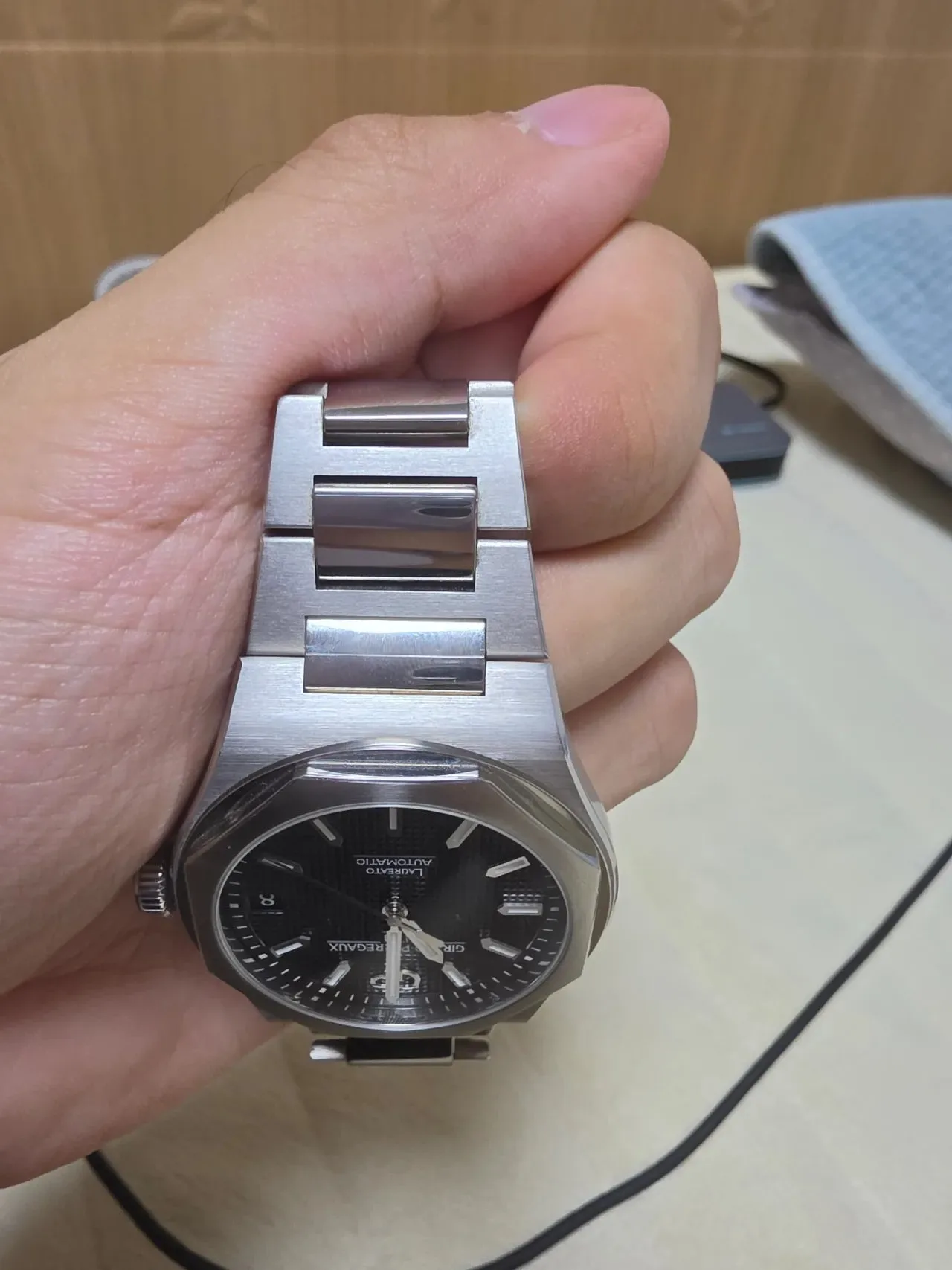지라드페리고 로레아토 42mm 2021 사진 6