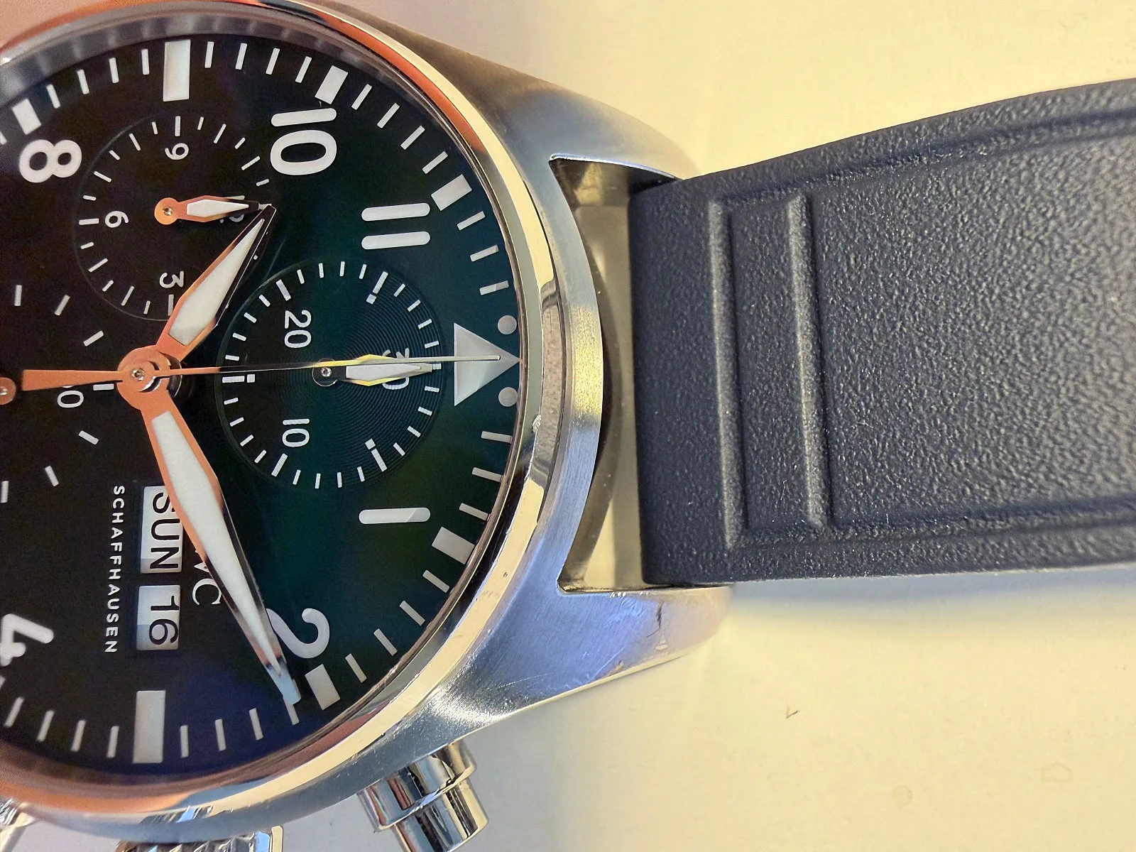 IWC 파일럿 워치 크로노그래프 41 녹판 2022 사진 4