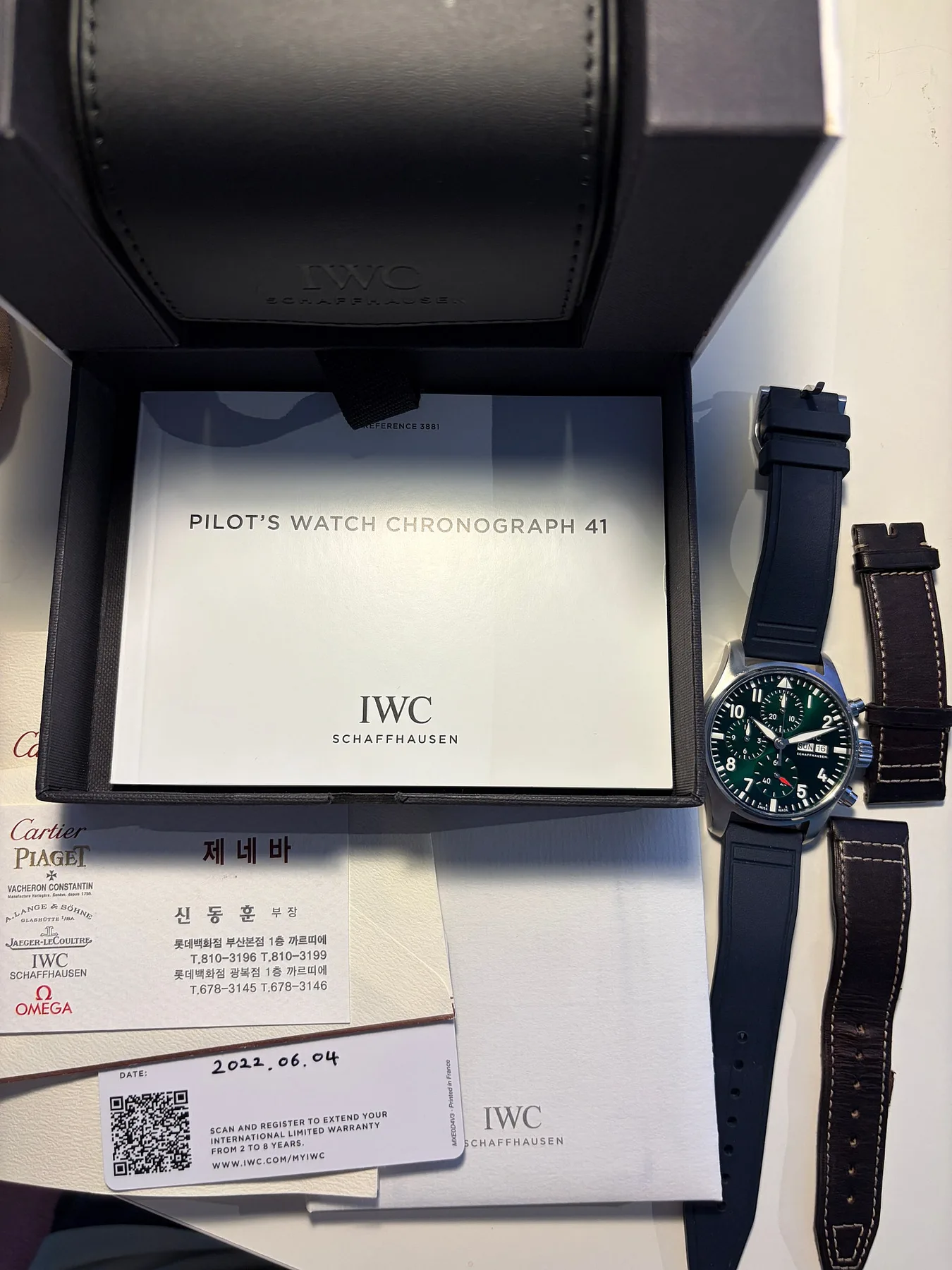 IWC 파일럿 워치 크로노그래프 41 녹판 2022 사진 8