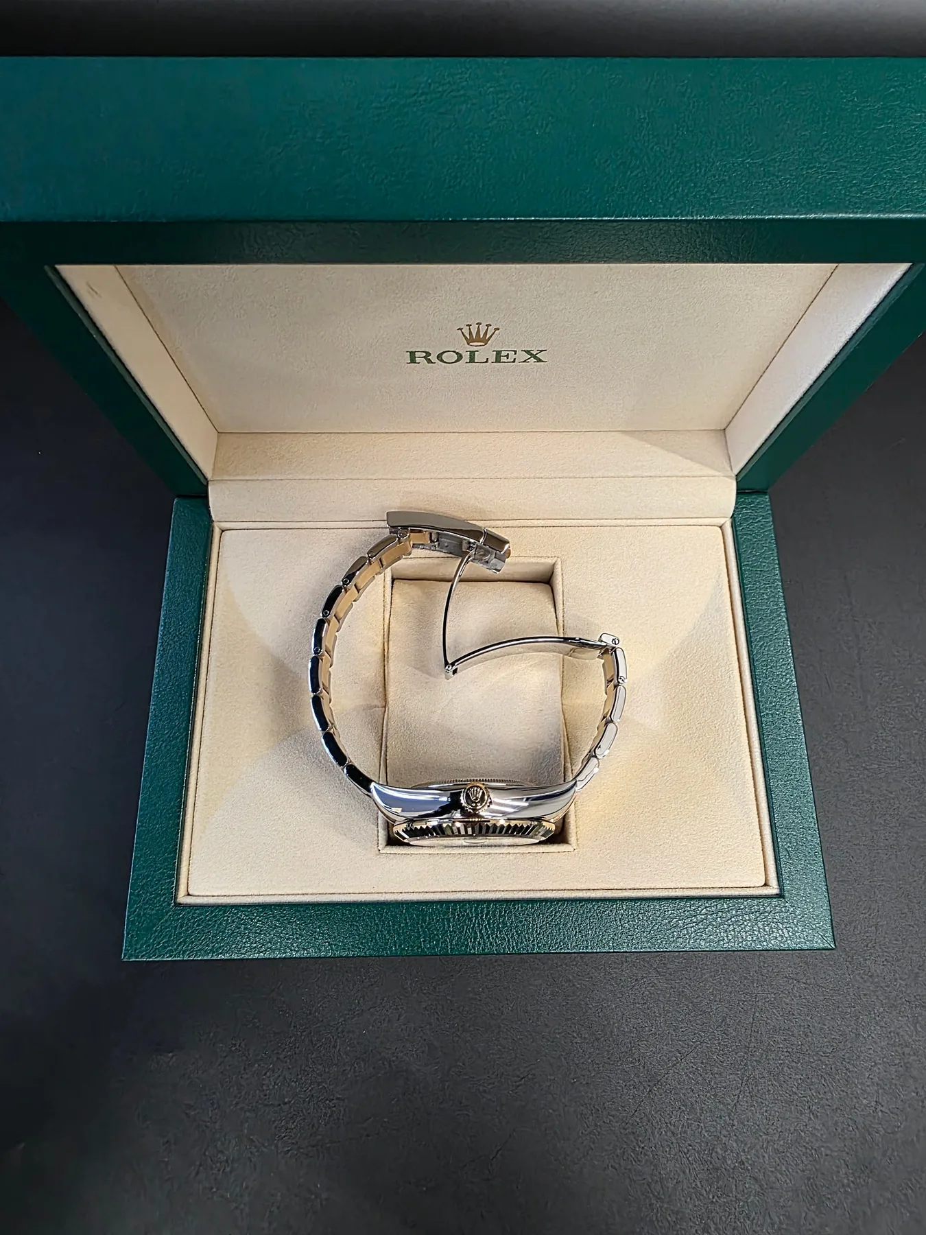 롤렉스 스카이드웰러 42mm 검판 오이스터 옐로우골드 콤비 2019 사진 7