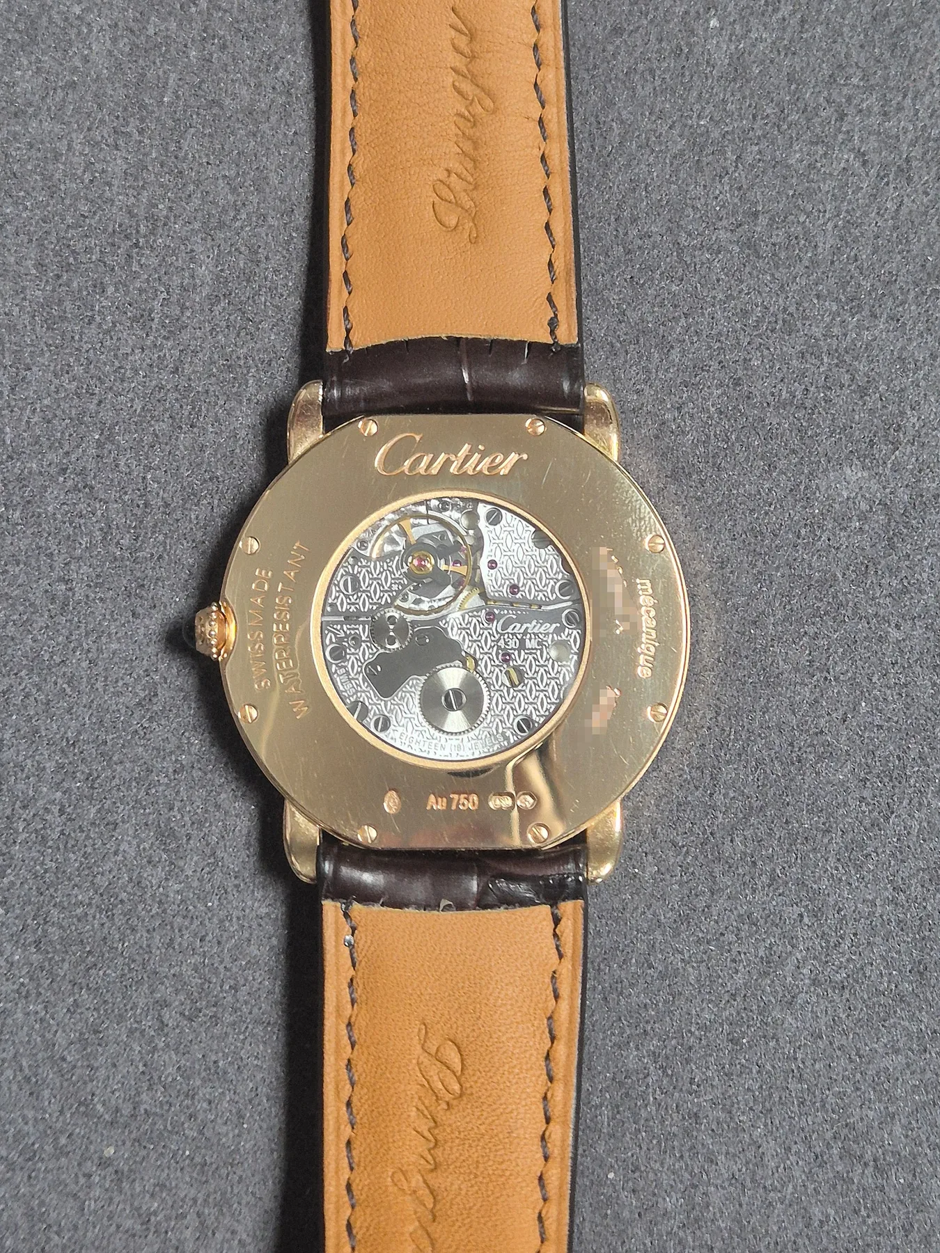 까르띠에 롱드 루이 36mm 금통 2016 사진 2
