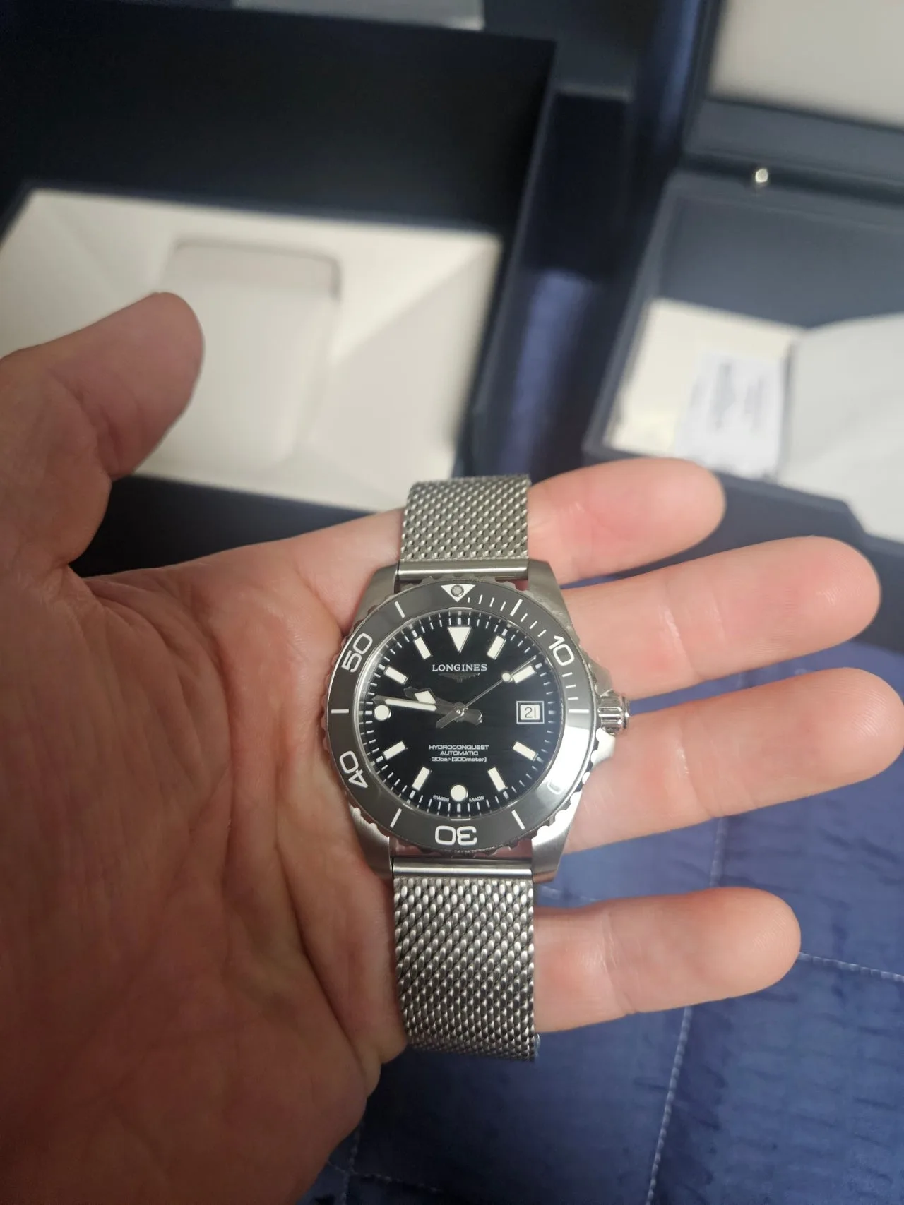 론진 하이드로콘퀘스트 39mm 그레이 메쉬 2026 사진 4
