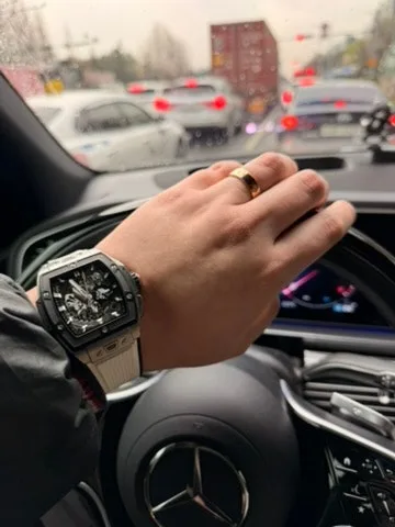 위블로 스피릿 오브 빅뱅 티타늄 블랙 세라믹 42mm 신형 2021 사진 1